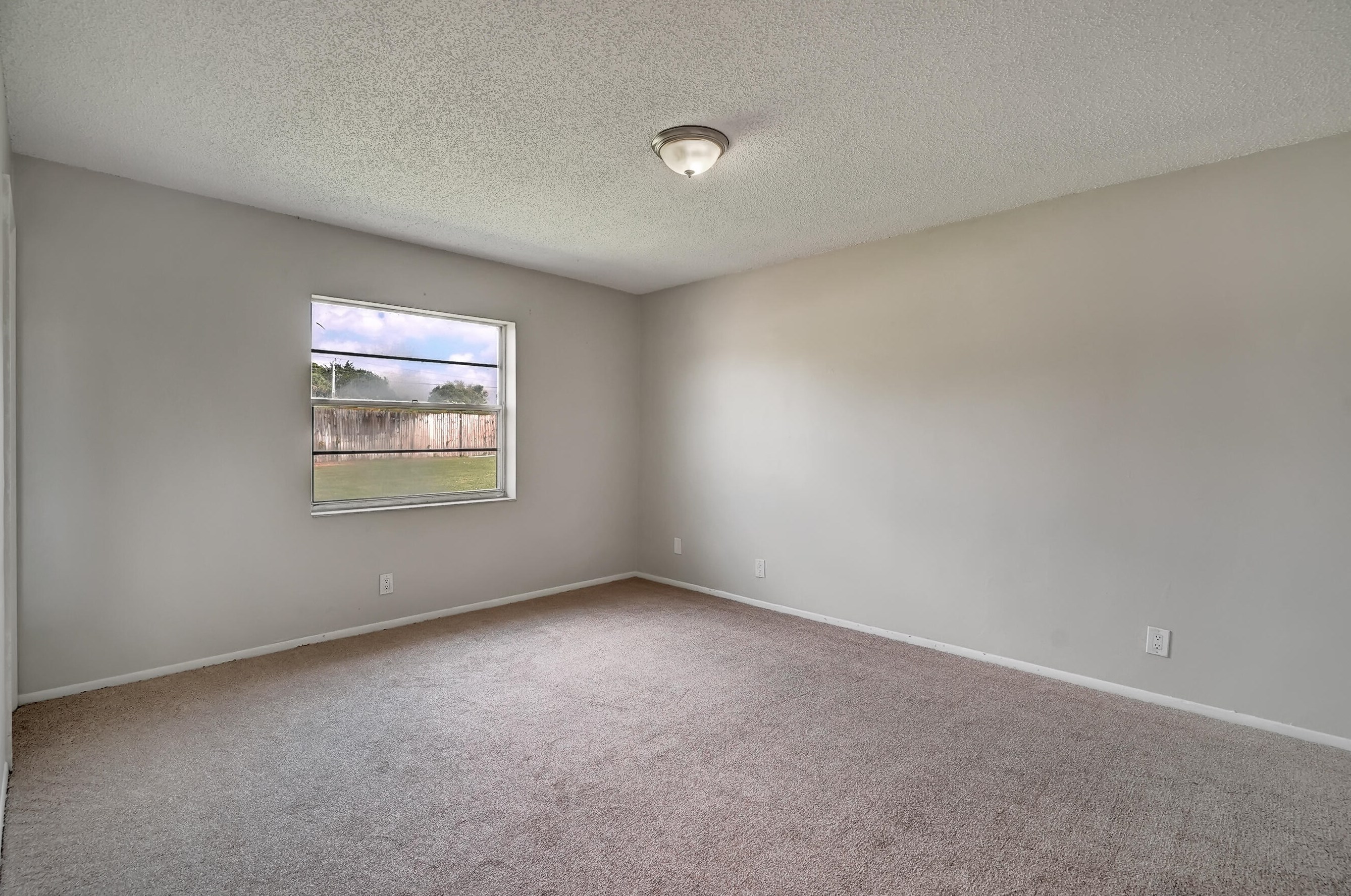 9726 Richmond Cir, Boca Raton FL  33434-2315 exterior