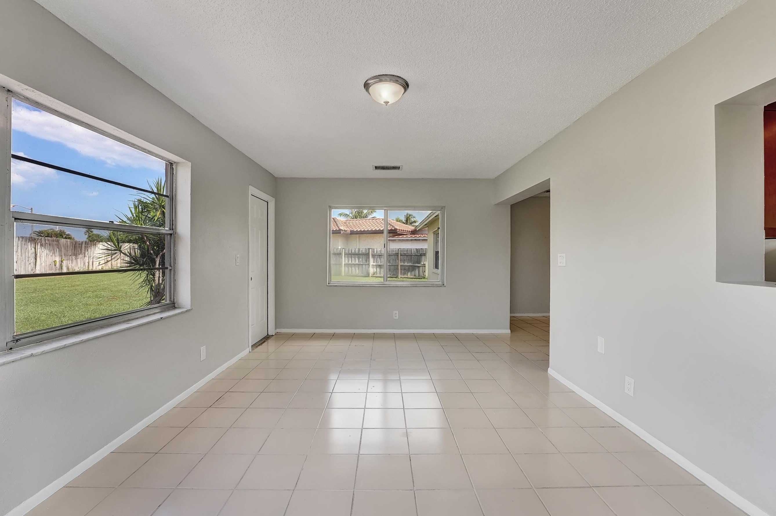 9726 Richmond Cir, Boca Raton FL  33434-2315 exterior