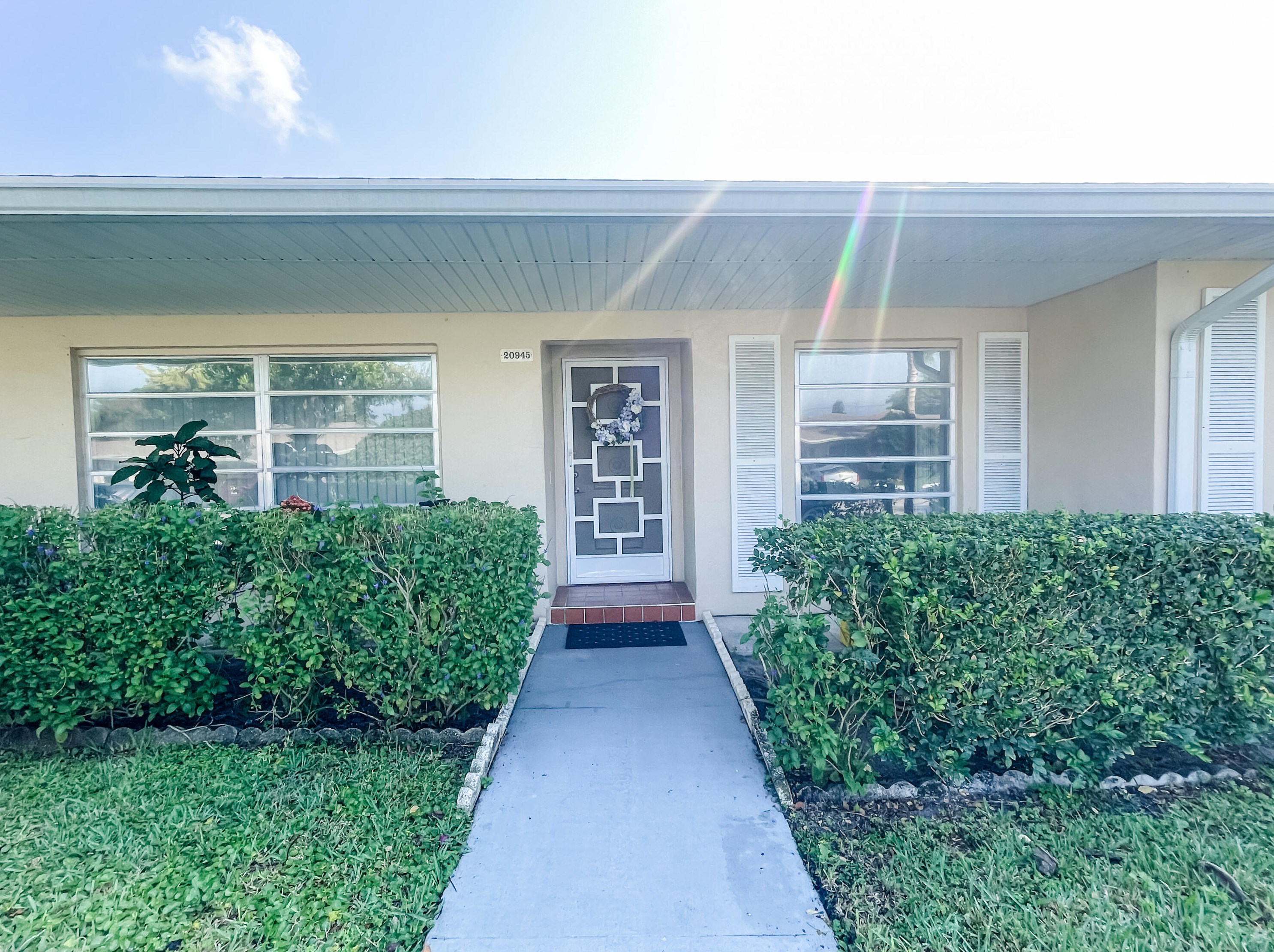 20945 Sedgewick Dr, Boca Raton, FL 33433-1815