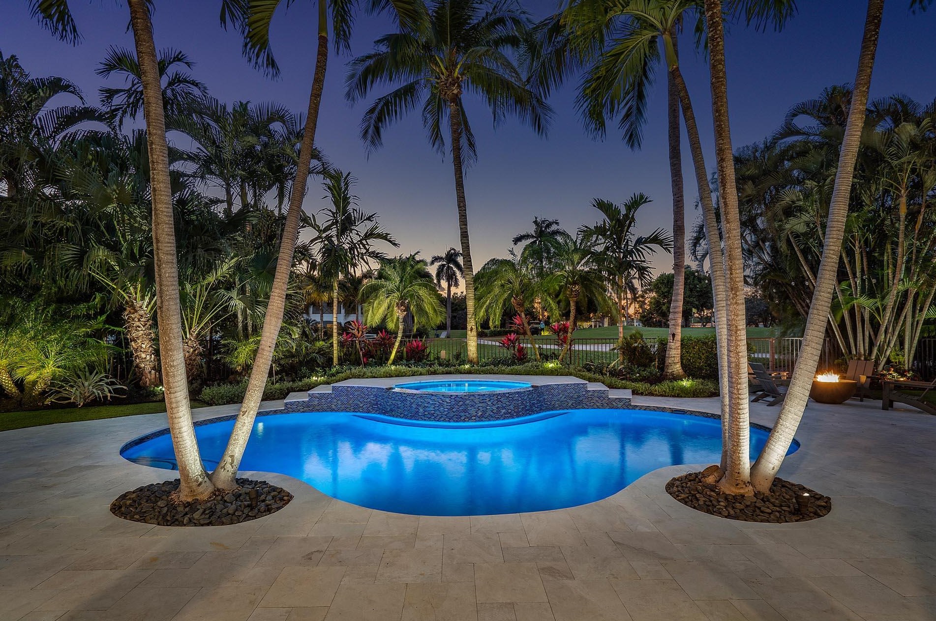 2083 Thatch Palm Dr, Boca Raton FL  33432-7460 exterior