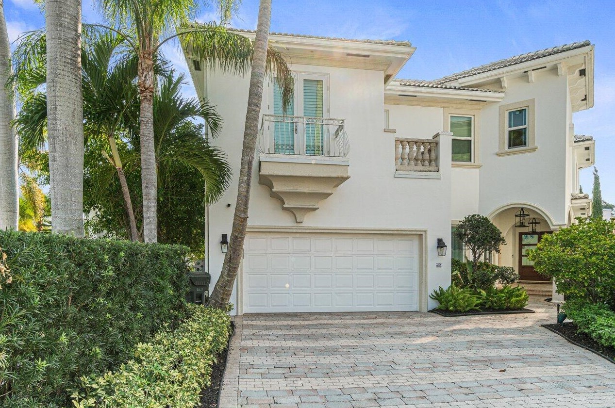 663 Boca Marina Ct, Boca Raton, FL 33487-5219