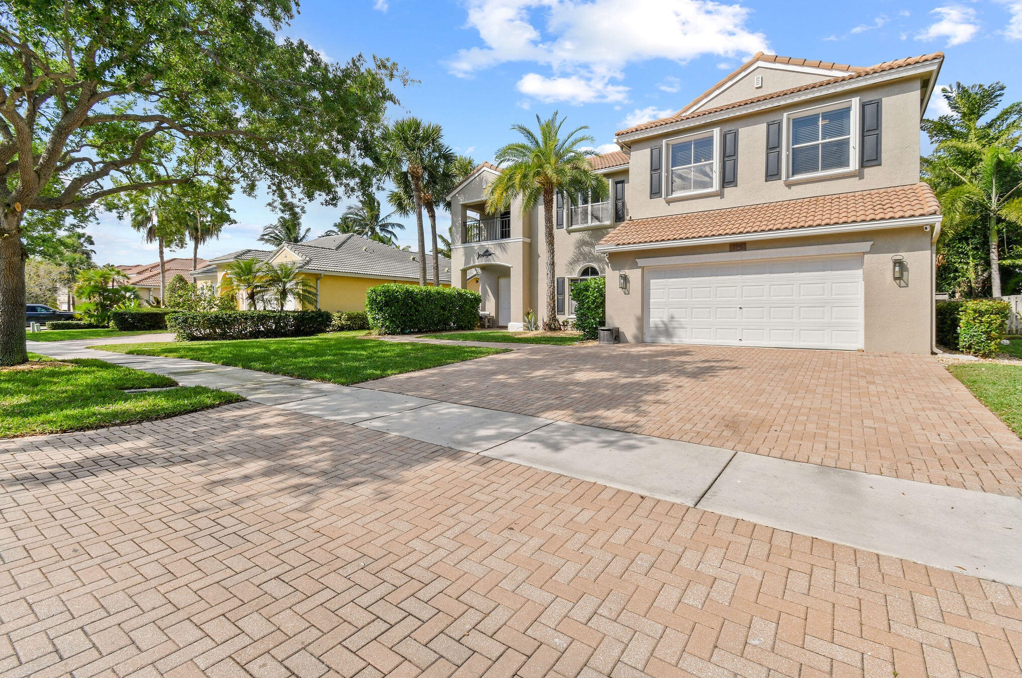 115 Magnolia Way, Jupiter, FL 33469-2113