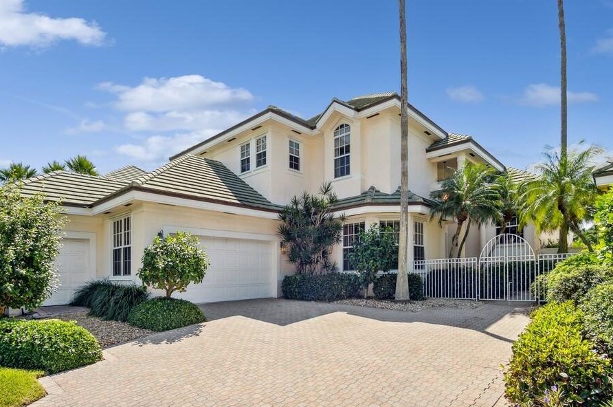 2866 Dune Dr, Stuart, FL 34996-4937