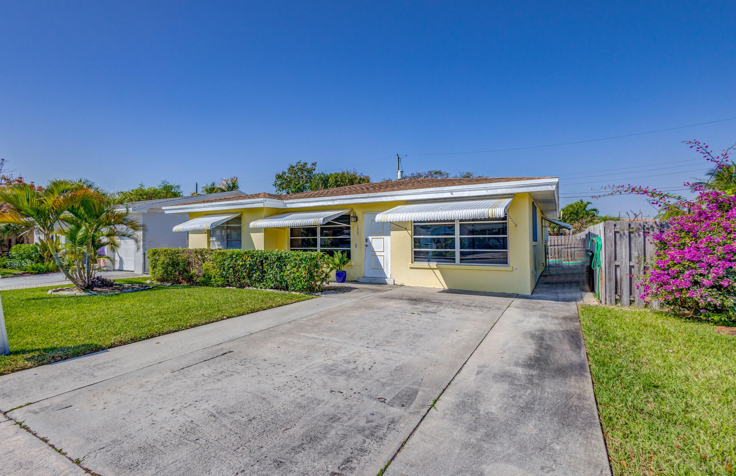 1321 K St, Lake Worth, FL 33460-1814