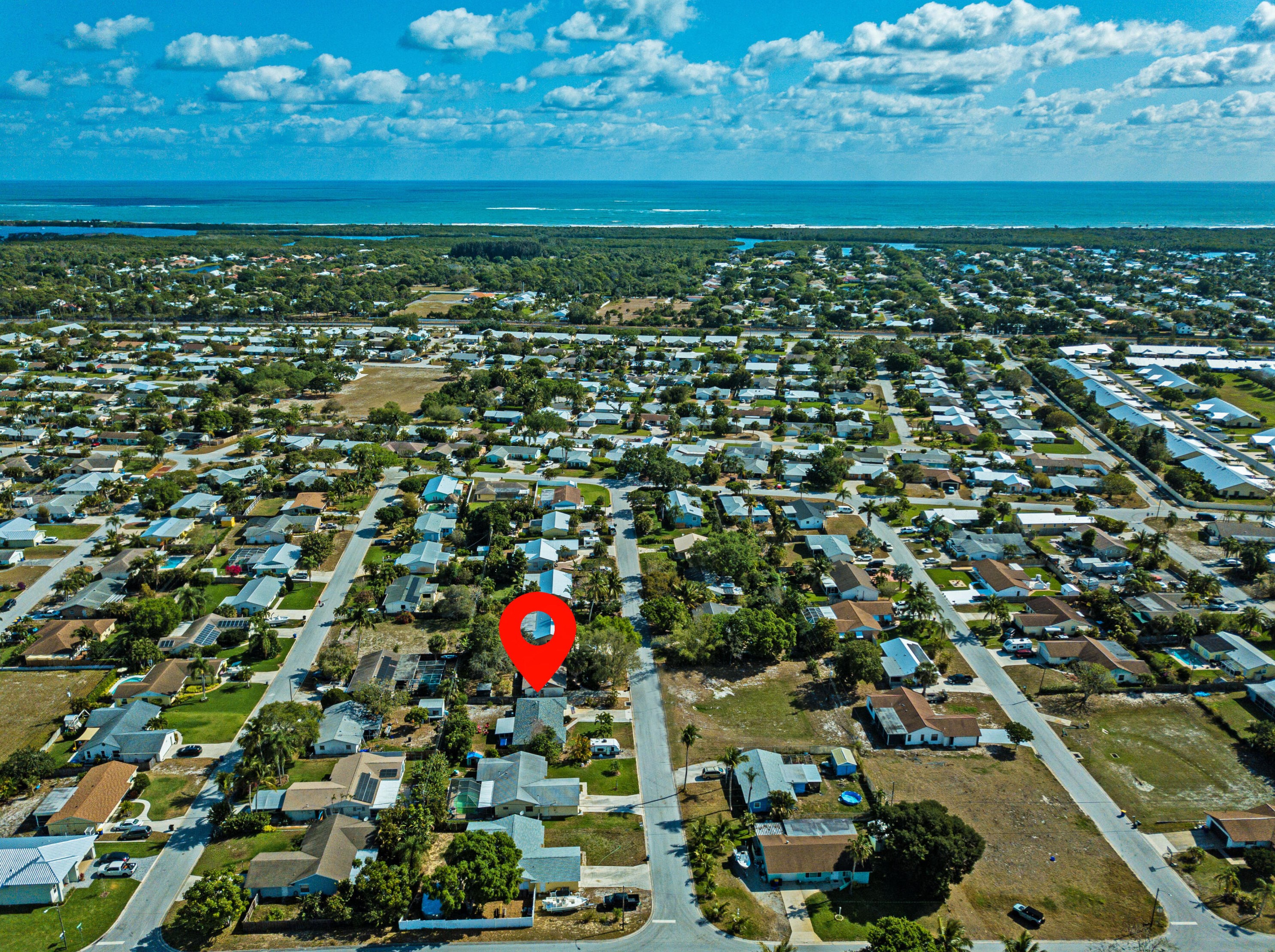 7431 Sandpiper St, Hobe Sound, FL 33455-6233