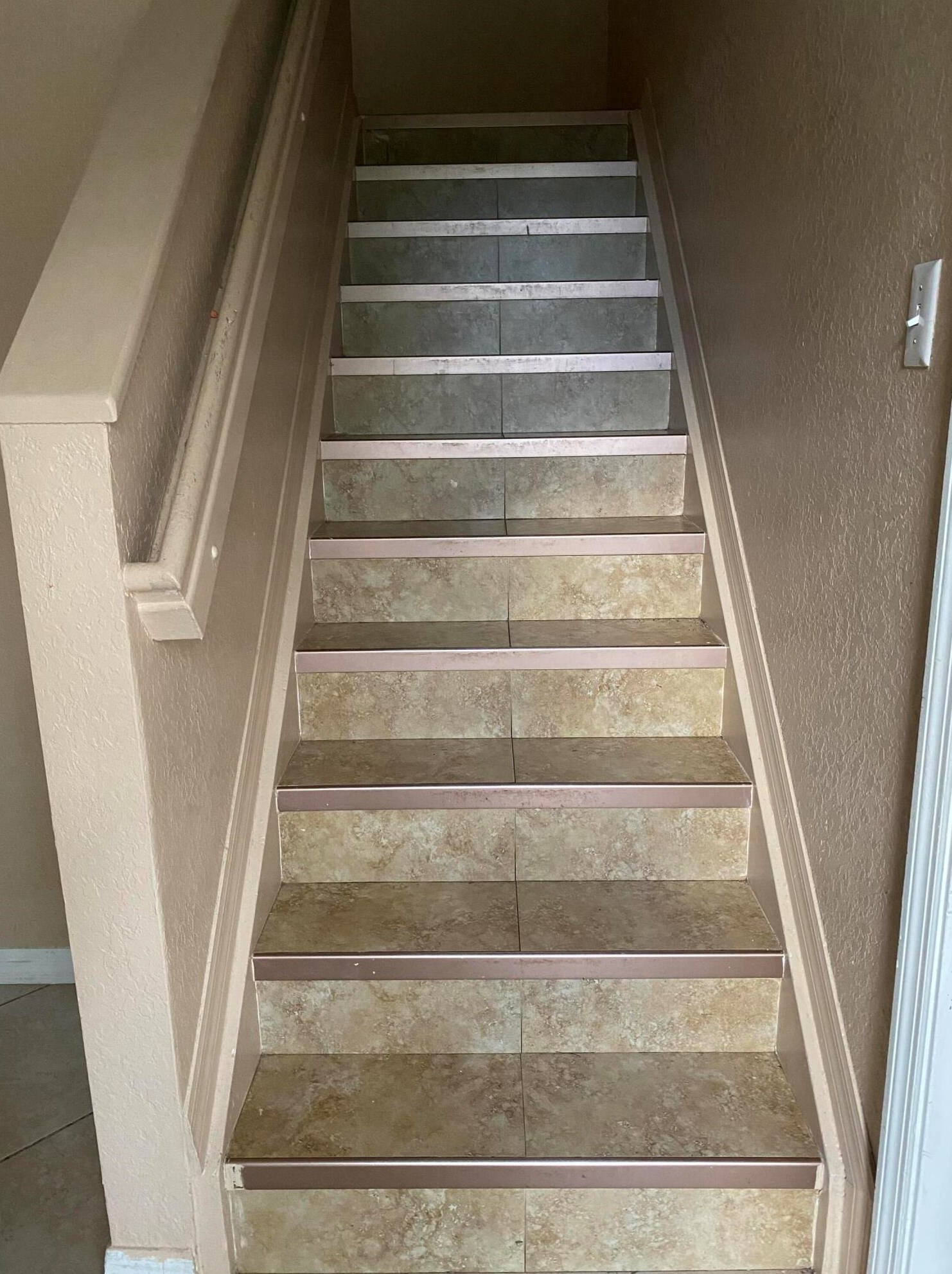 991 Pipers Cay Dr, West Palm Beach, FL 33415
