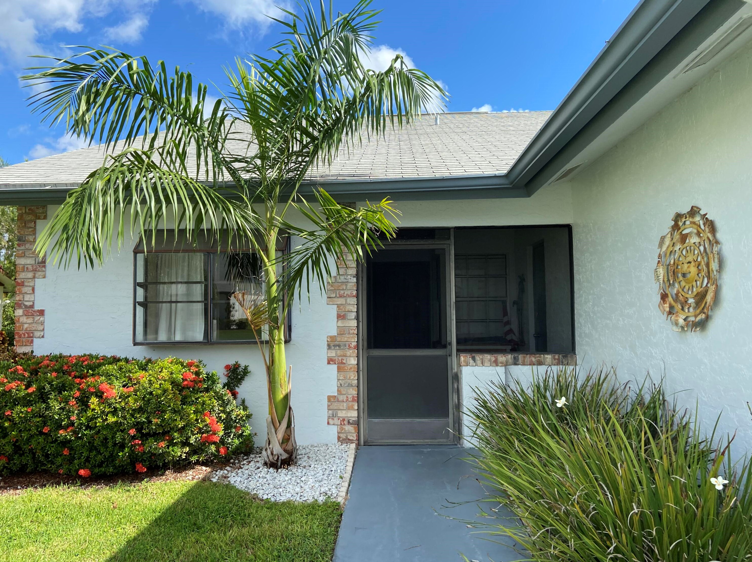 125 Moccasin Trl S, Jupiter, FL 33458