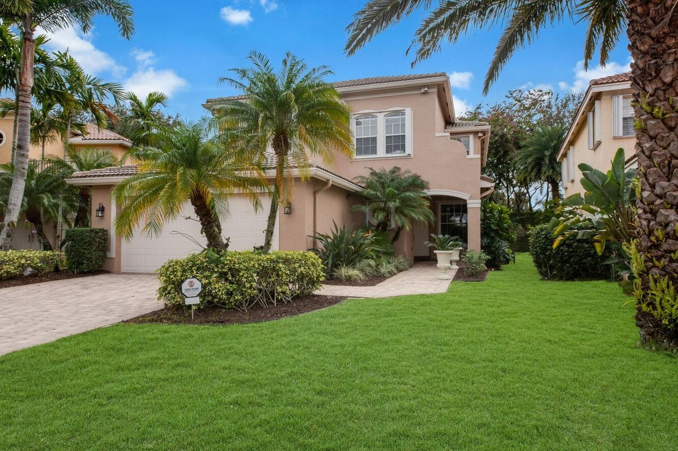 8882 Hidden Acres Dr, Boynton Beach, FL 33473