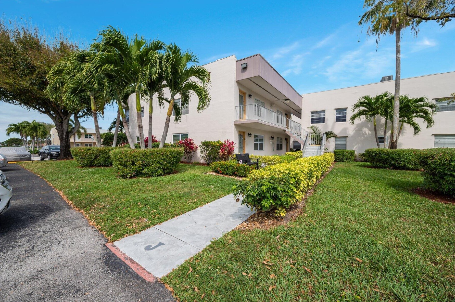 457 Capri J, Delray Beach, FL 33484
