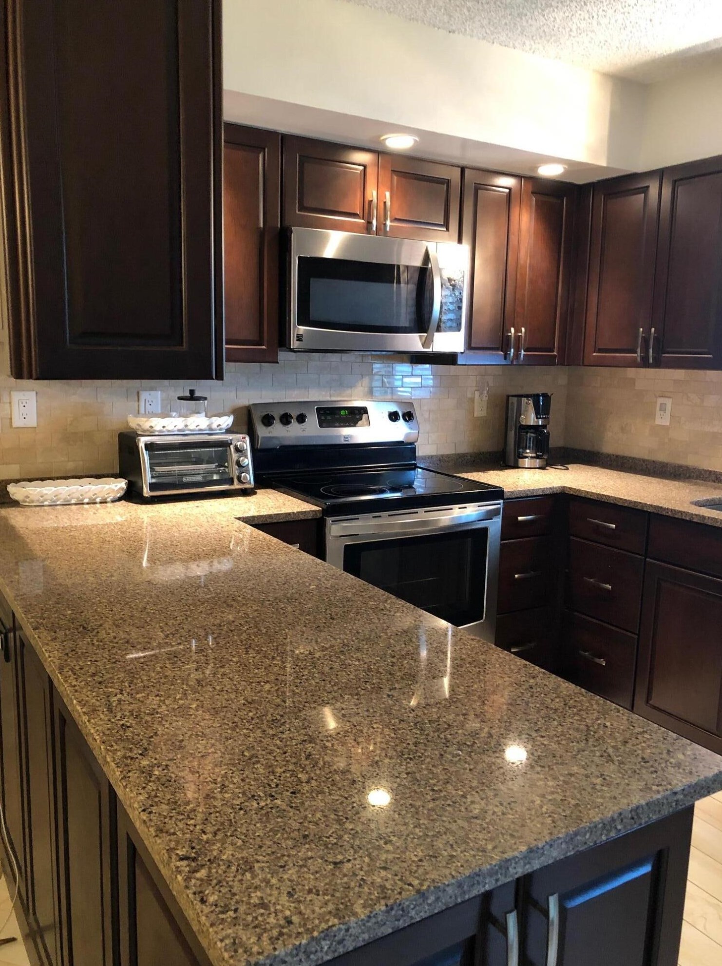 9420 61st Way, Boca Raton, FL 33428-6187