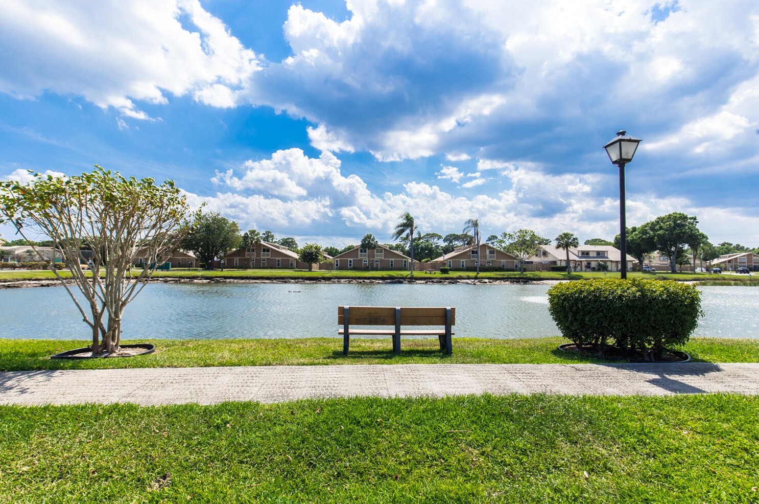63 Maplecrest Cir, Jupiter, FL 33458-7805