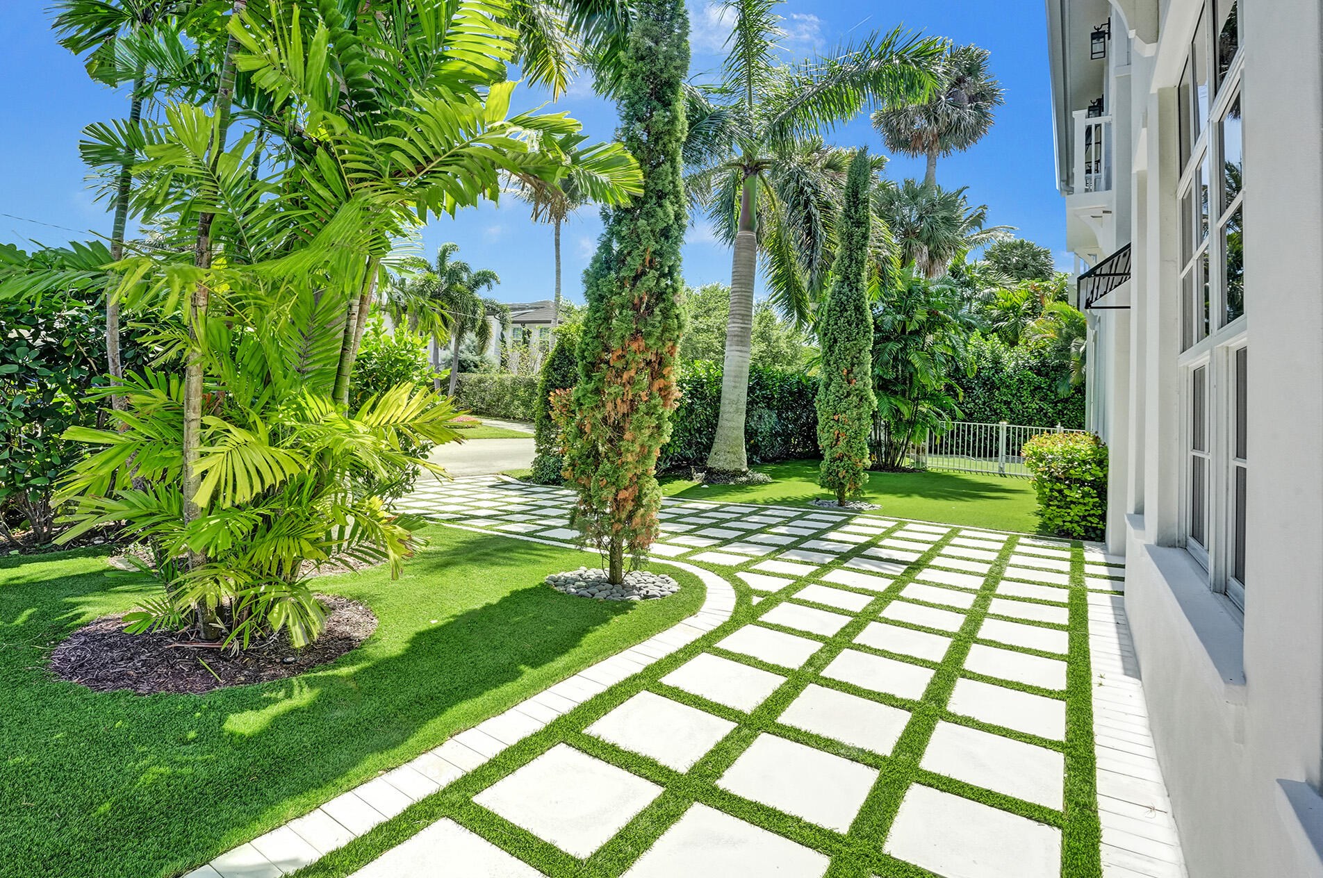 700 6th St, Boca Raton FL  33486-3556 exterior