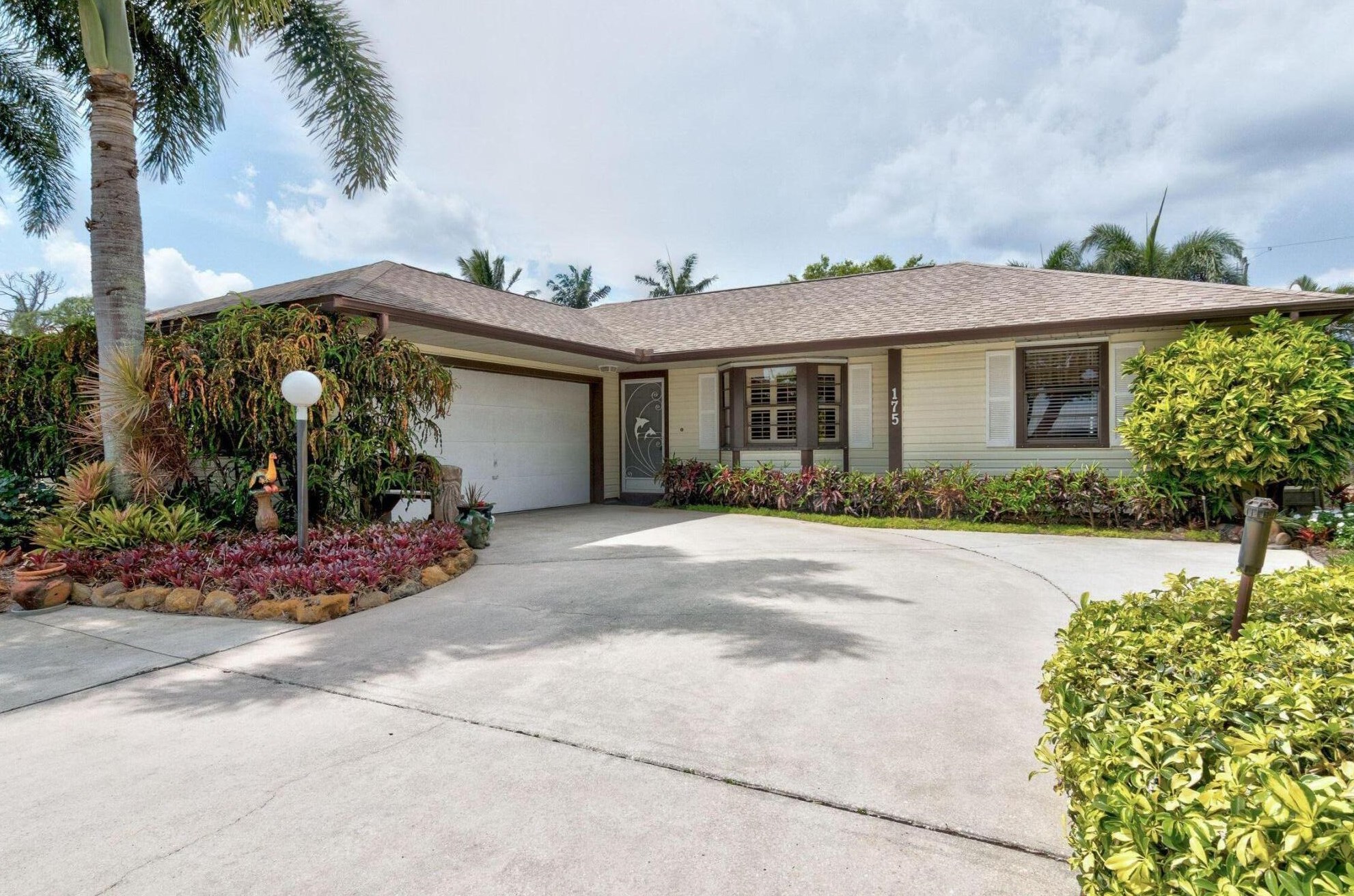 175 9th Ct, Vero Beach, FL 32962