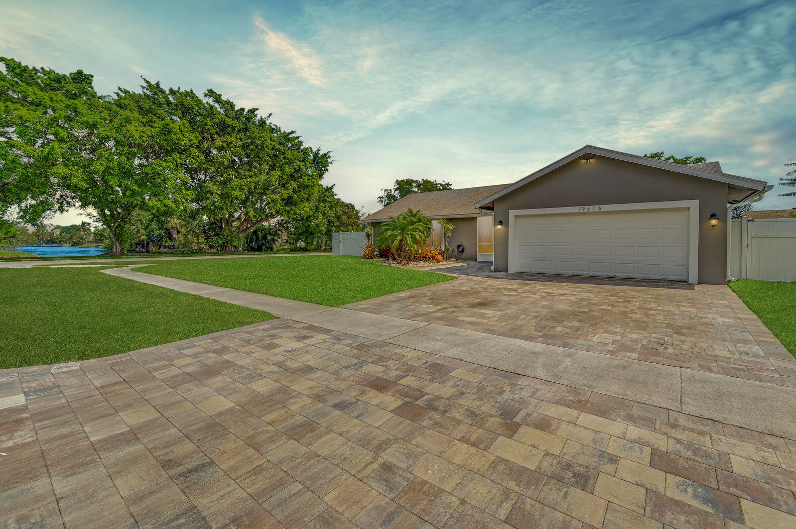 19576 Liberty Rd, Boca Raton, FL 33434-2641