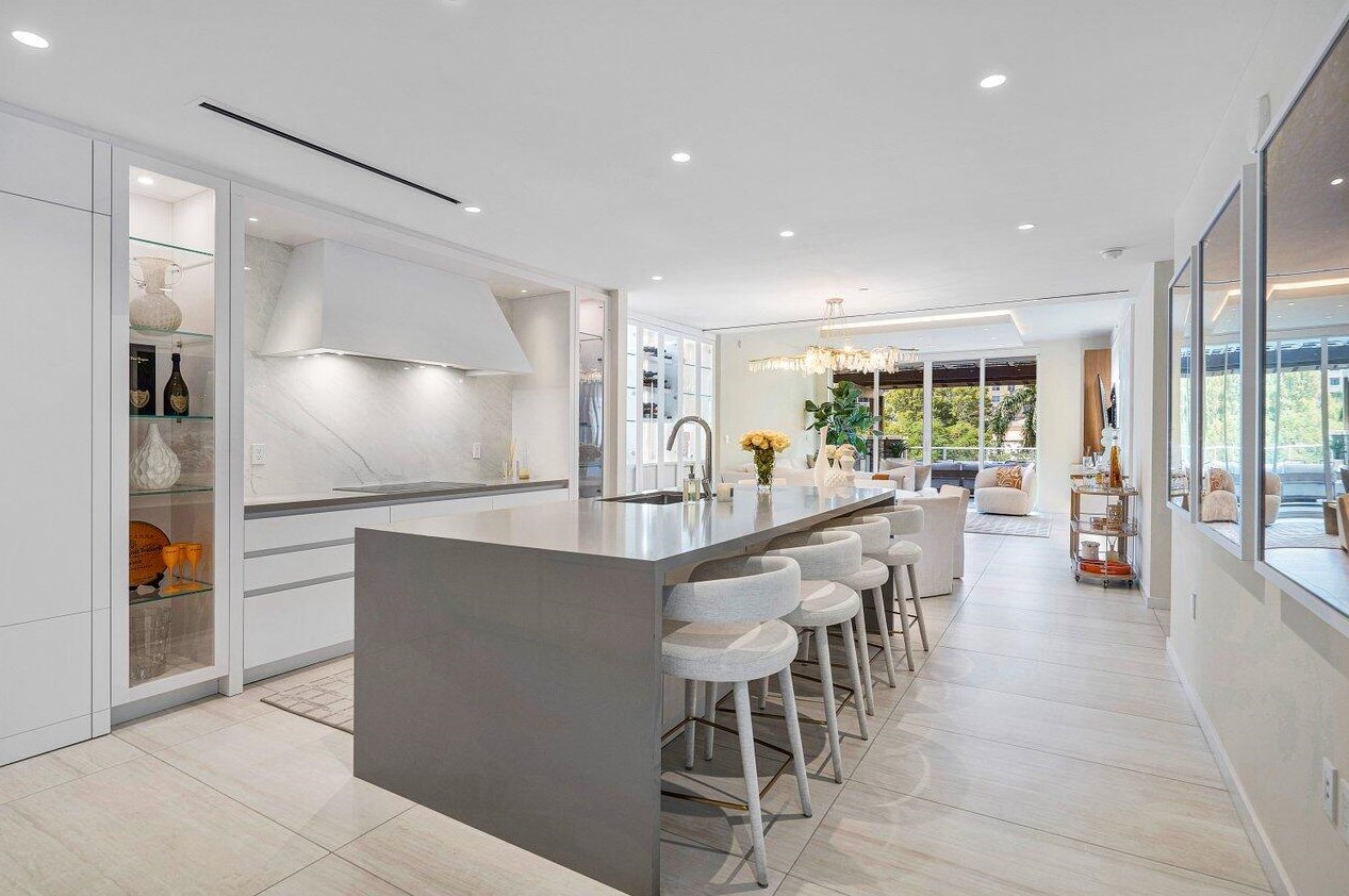 200 Se Mizner Blvd #308, Boca Raton, FL 33432
