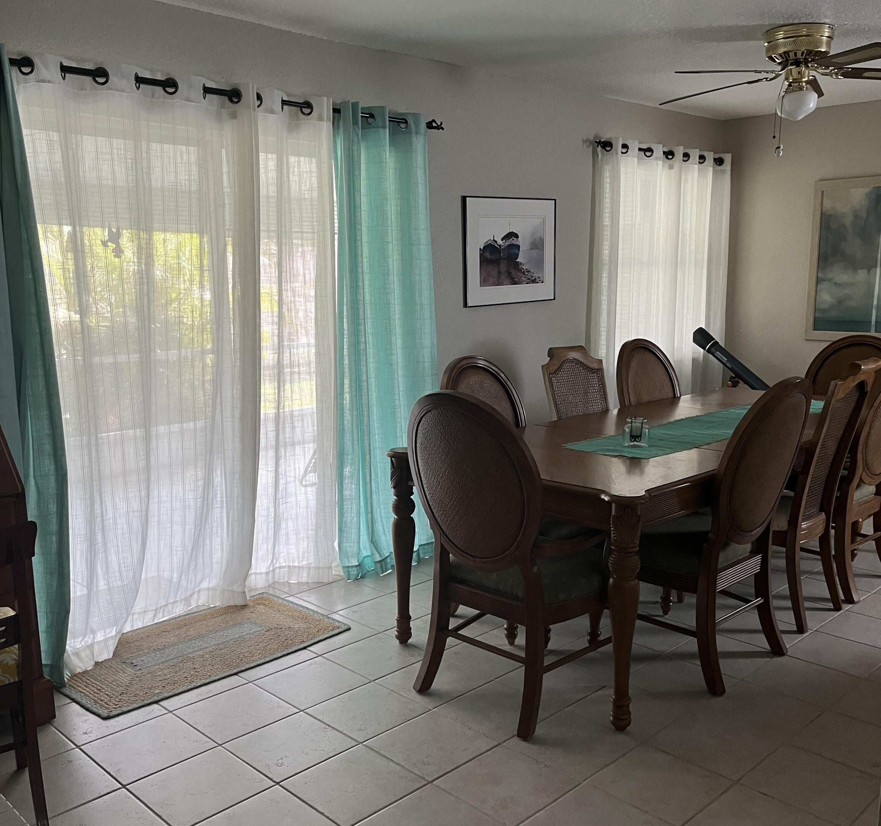 1594 14th Ave, Boynton Beach FL  33426-5807 exterior