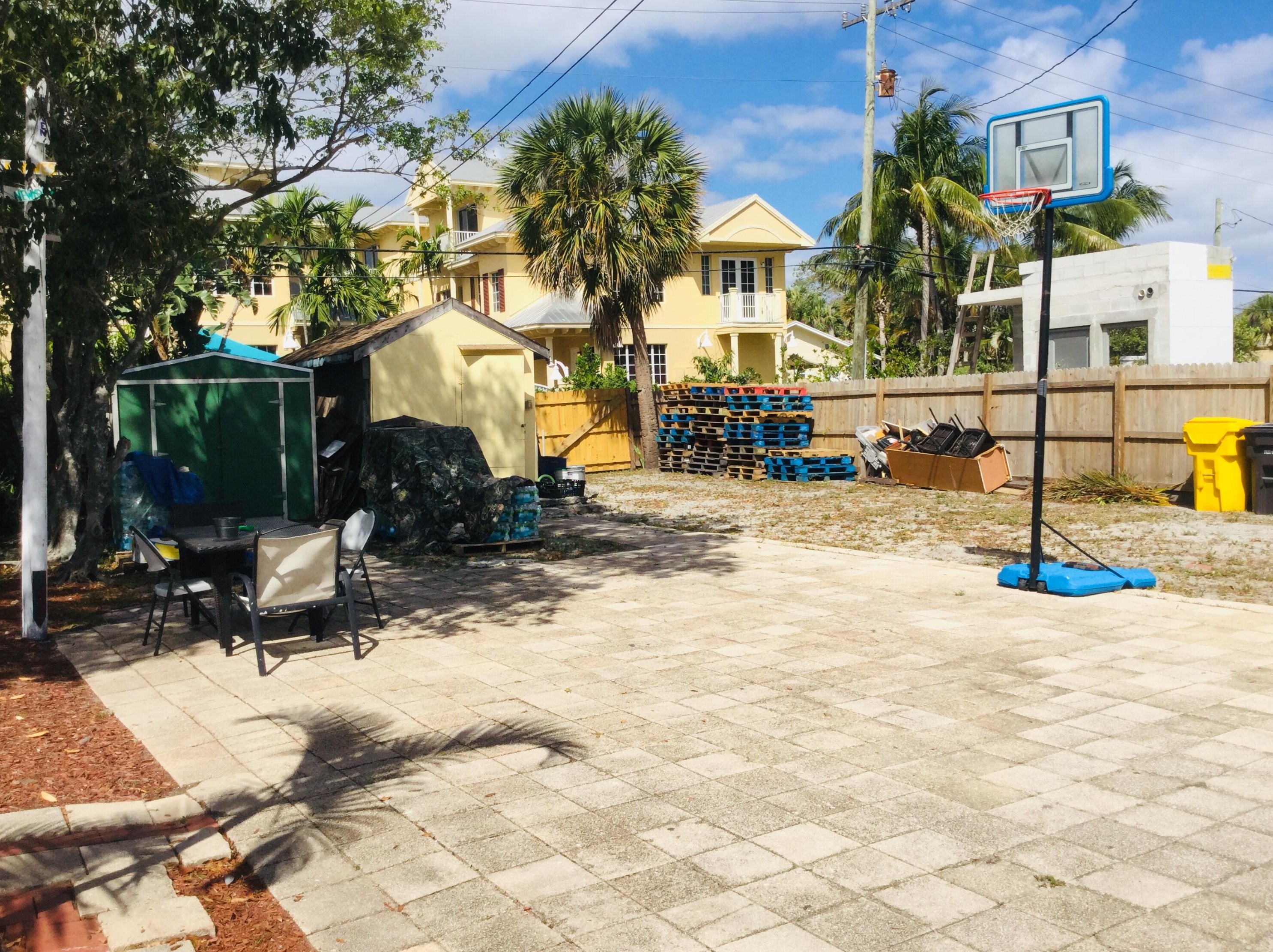 2017 Broward Ave, West Palm Beach, FL 33407