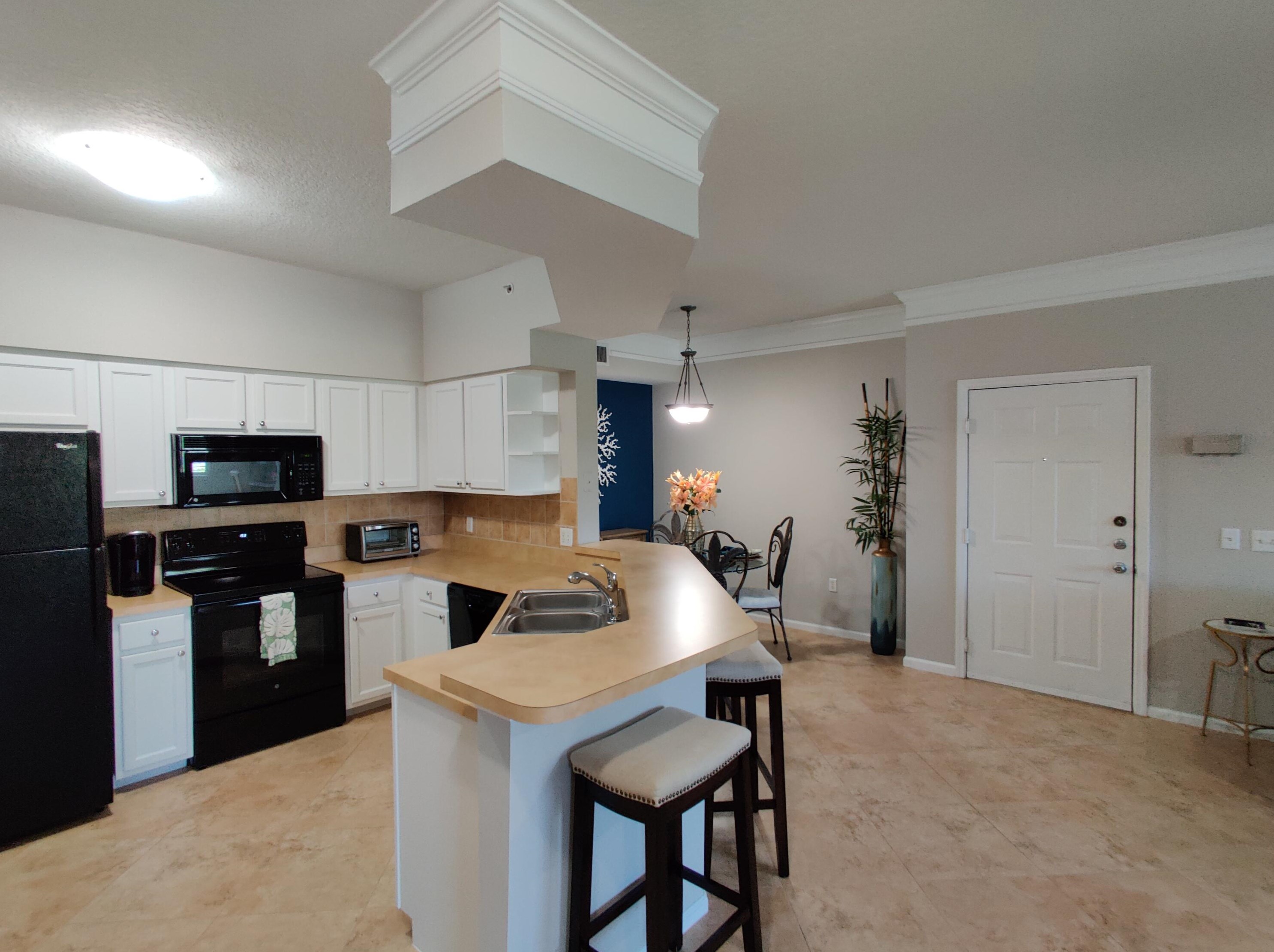3303 Myrtlewood Cir E, West Palm Beach, FL 33418