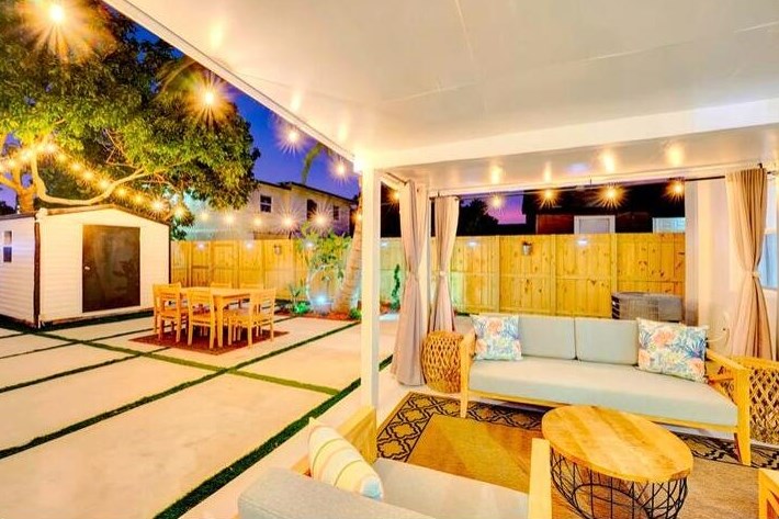 2523 Mckinley St, Hollywood FL  33020-3019 exterior