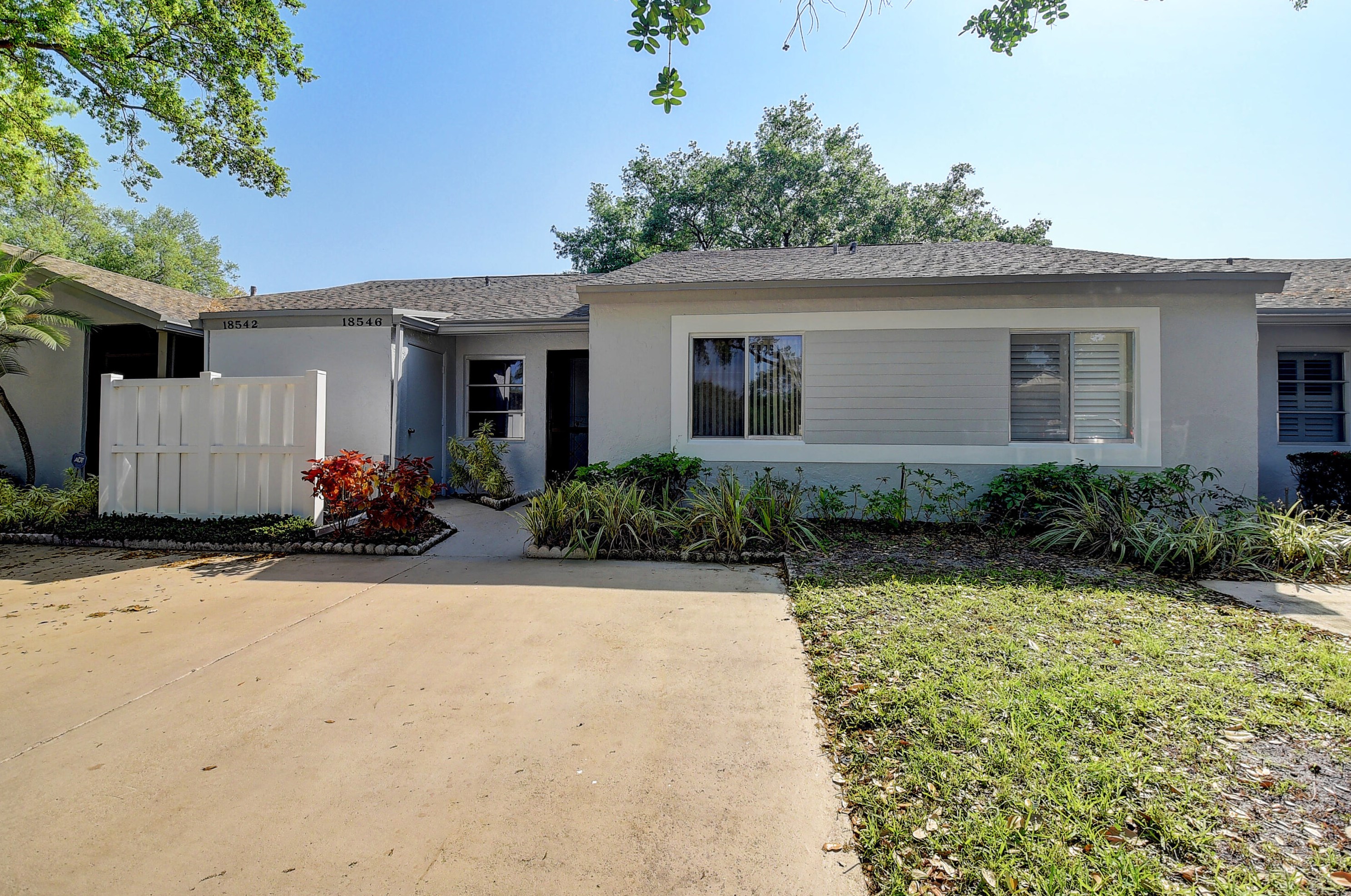 18546 Horizon Ave, Boca Raton, FL 33496-5072