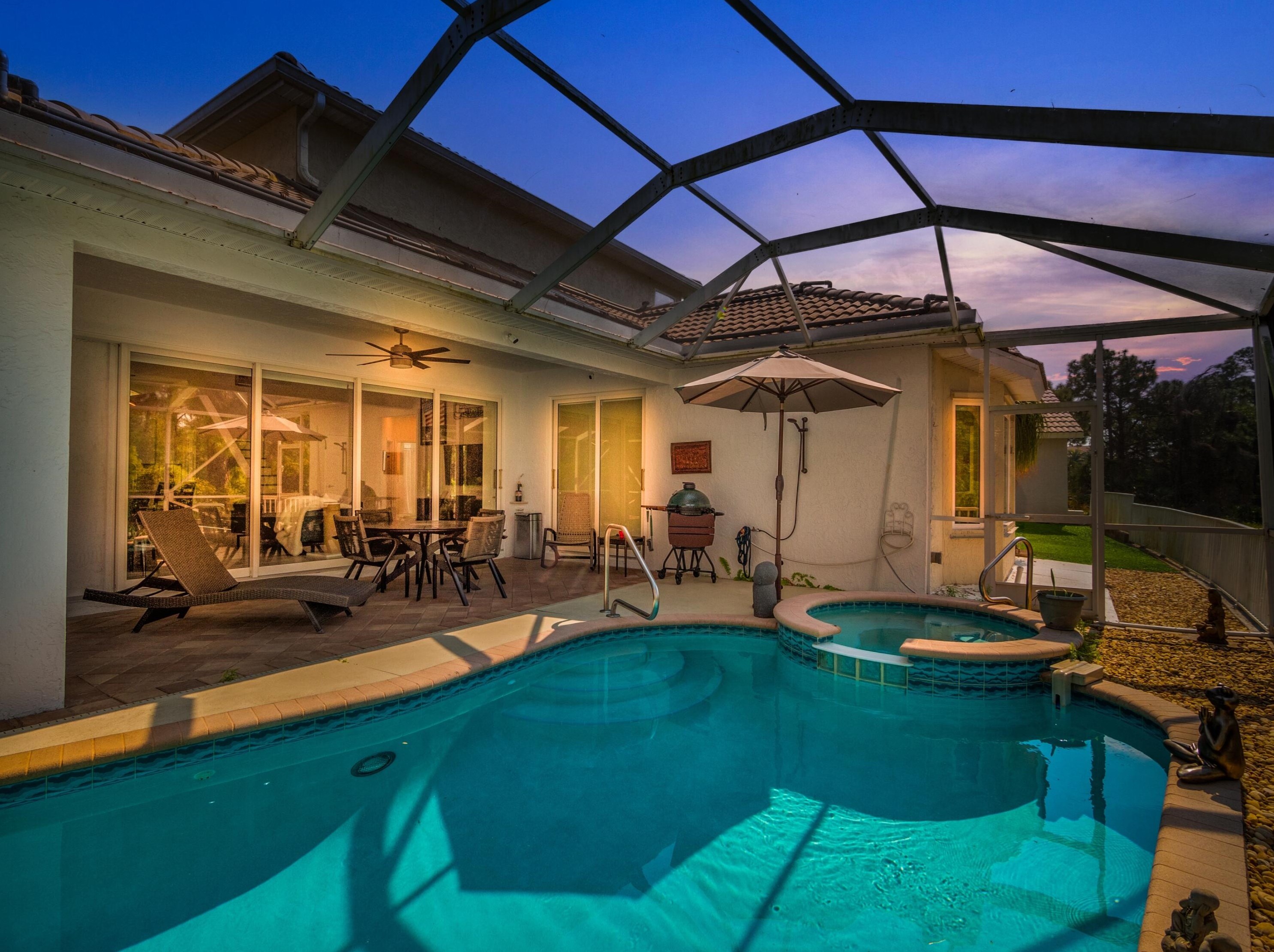 8085 Morningwood Pl, Hobe Sound FL  33455-7921 exterior