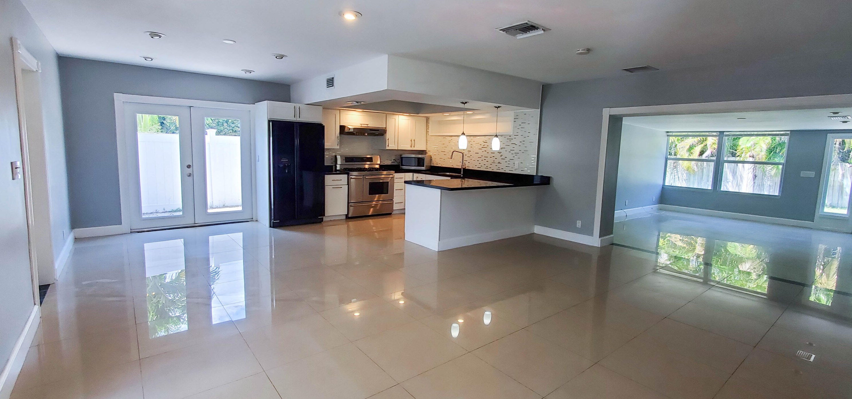 1199 W Camino Real, Boca Raton, FL 33486