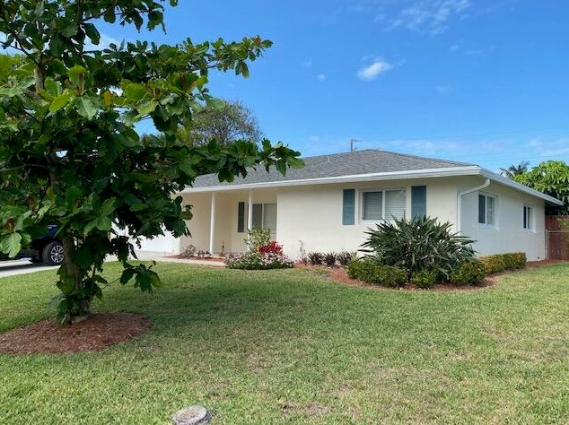 363 Beacon St, Jupiter FL  33469-3001 exterior
