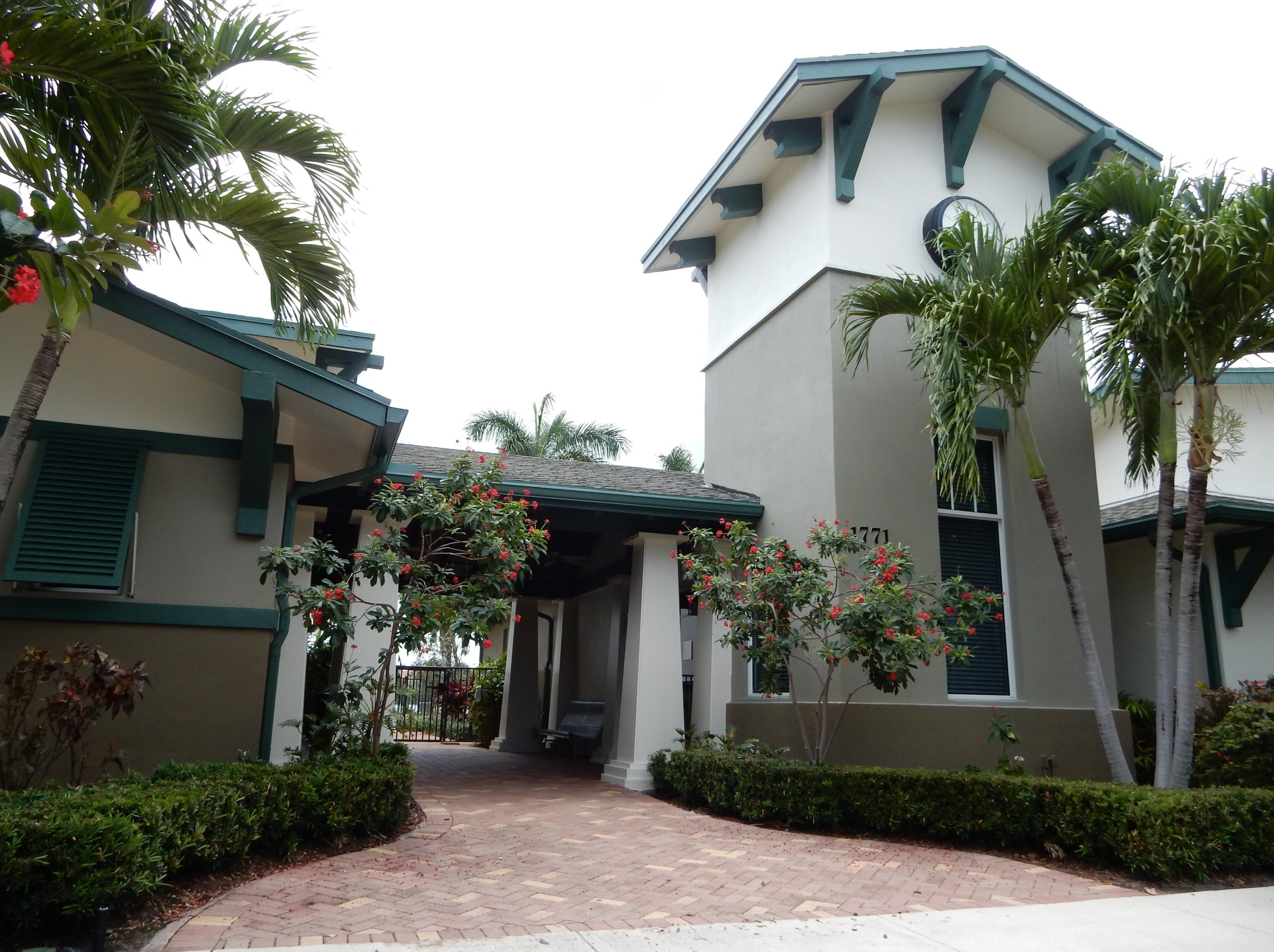 661 Corte Madera Ln #6, West Palm Beach, FL 33401