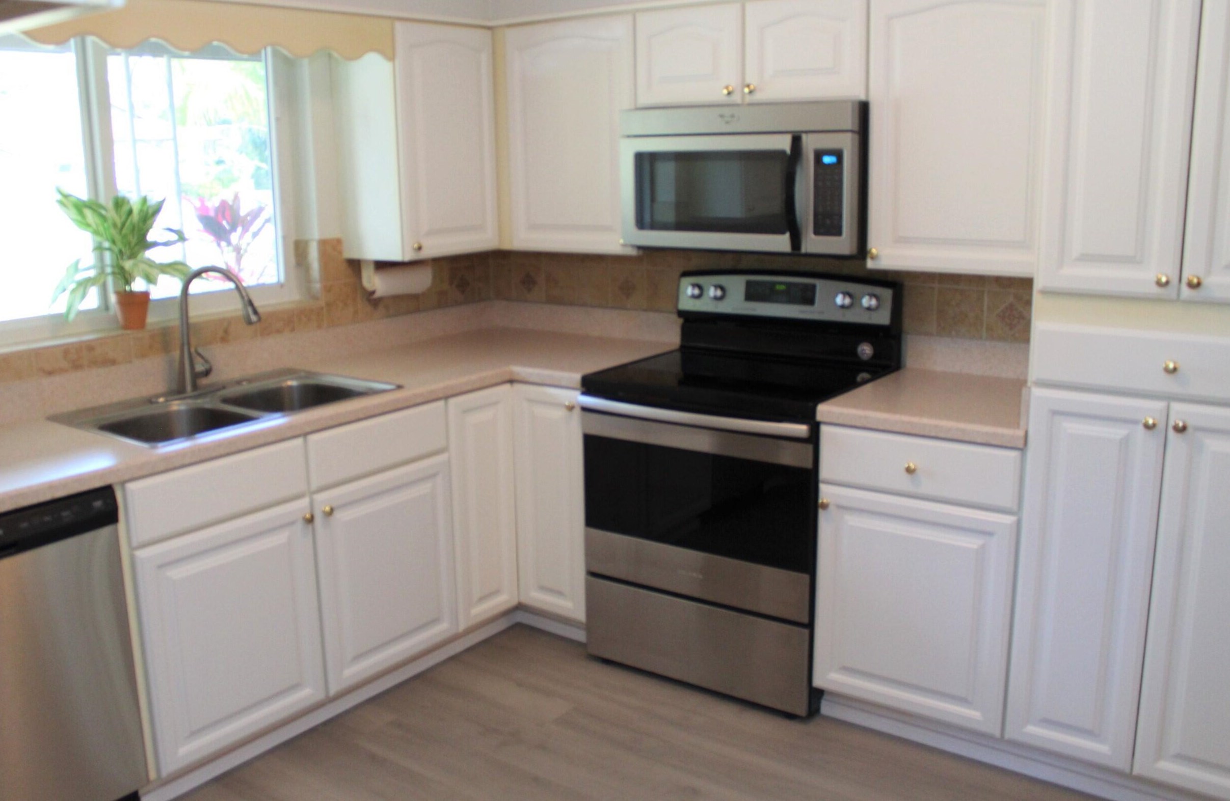 3145 1st Rd, Vero Beach, FL 32968