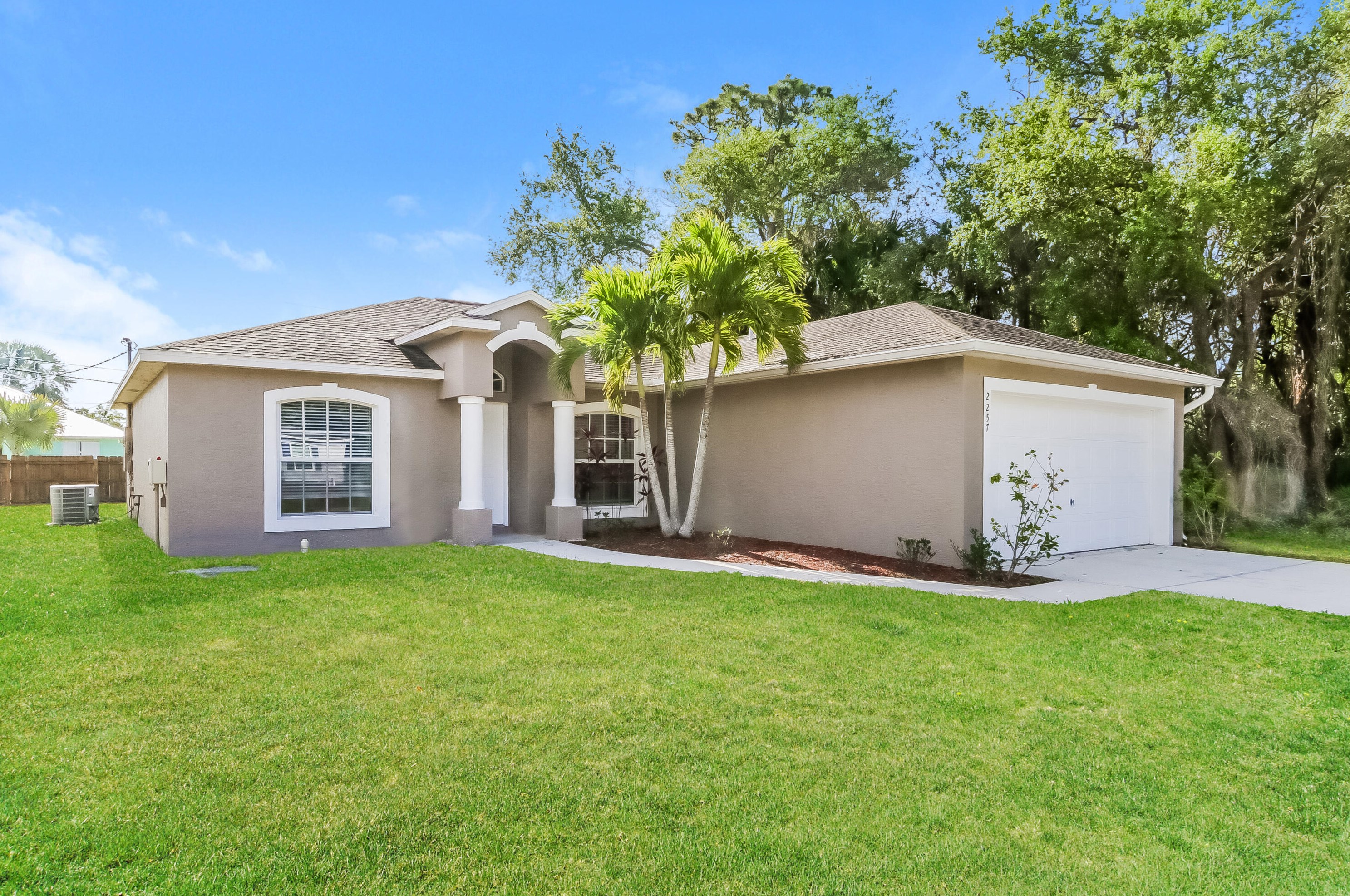 2257 Sw Matheson Ter, Fort Pierce, FL 34953