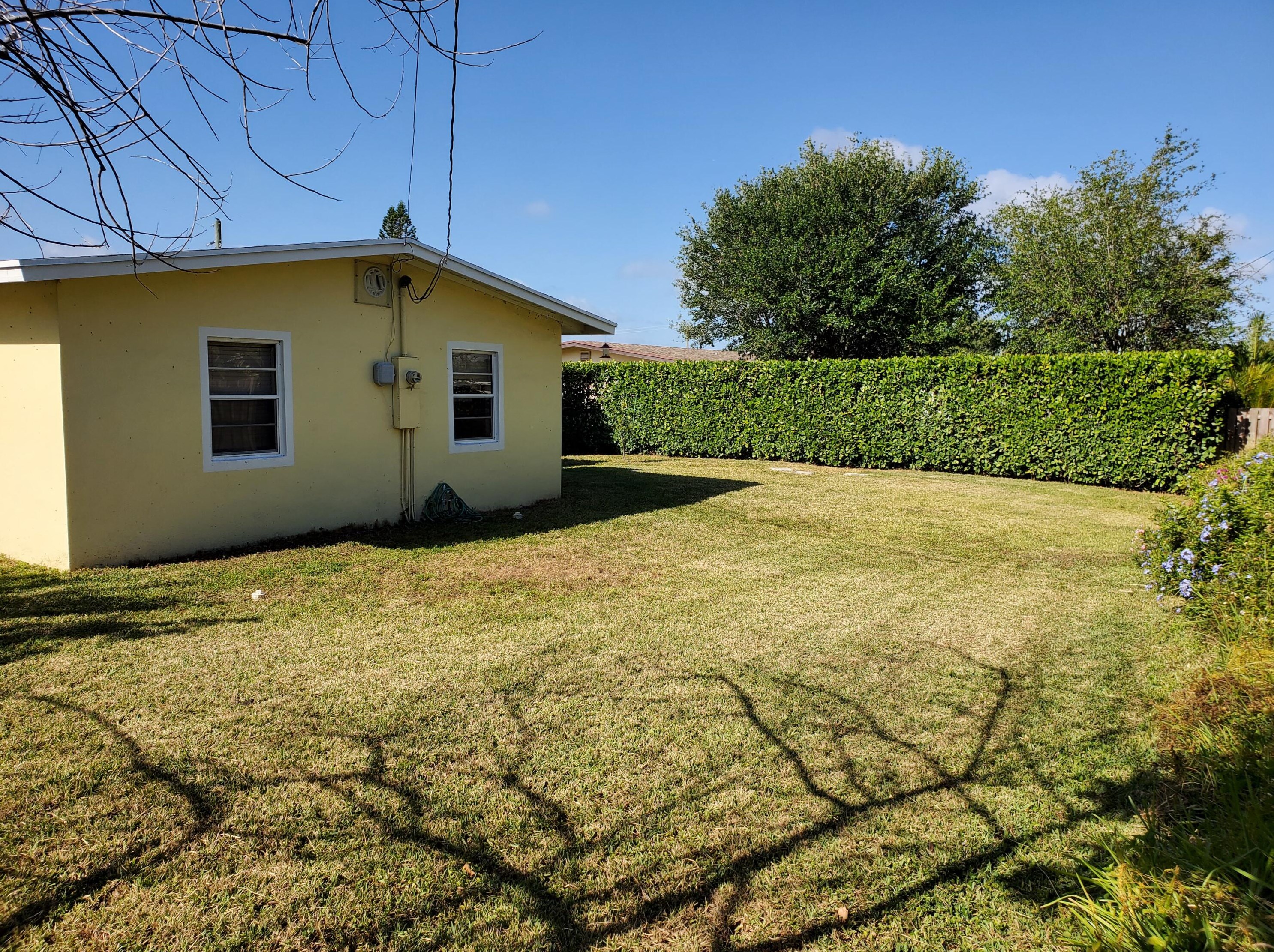 1015 Bloxham St, Lake Worth FL  33462-3123 exterior