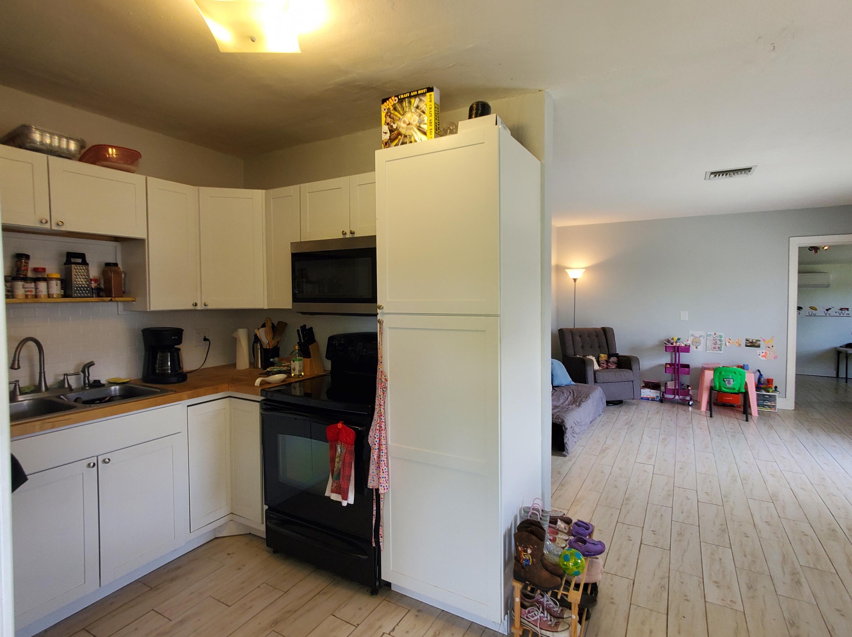 1015 Bloxham St, Lake Worth FL  33462-3123 exterior