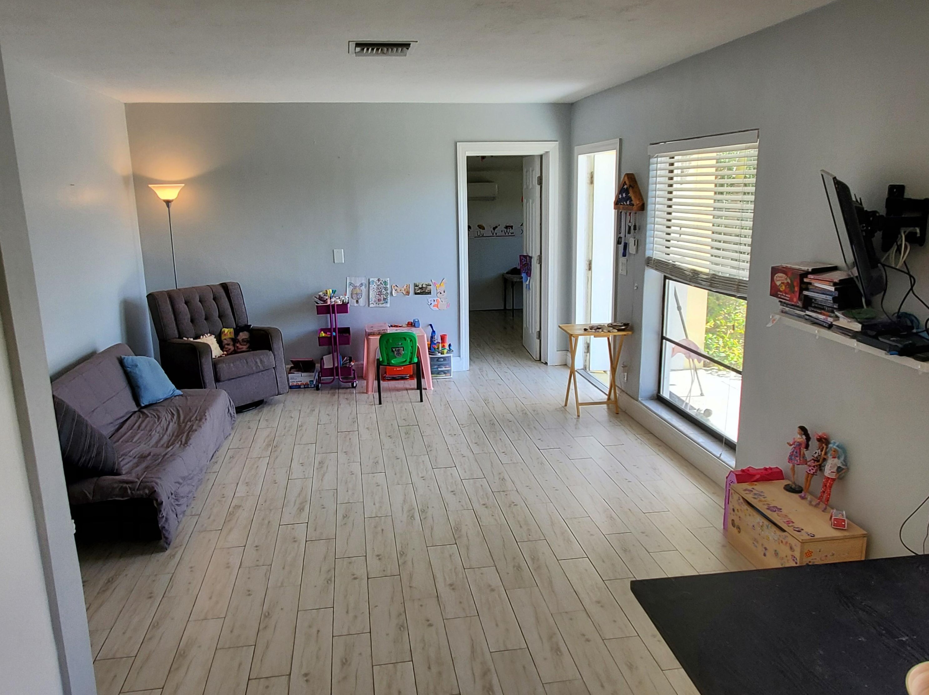 1015 Bloxham St, Lake Worth FL  33462-3123 exterior