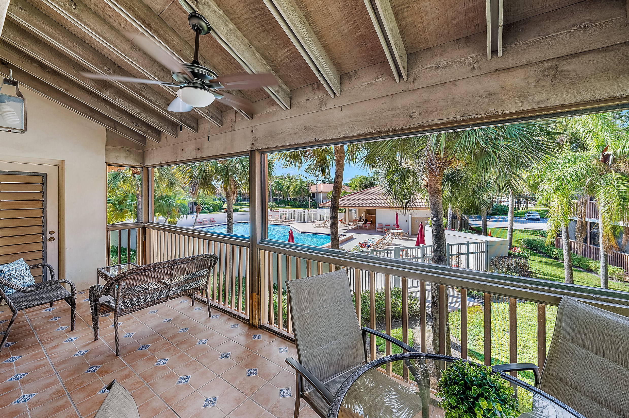 407 Brackenwood Ln S, West Palm Beach, FL 33418