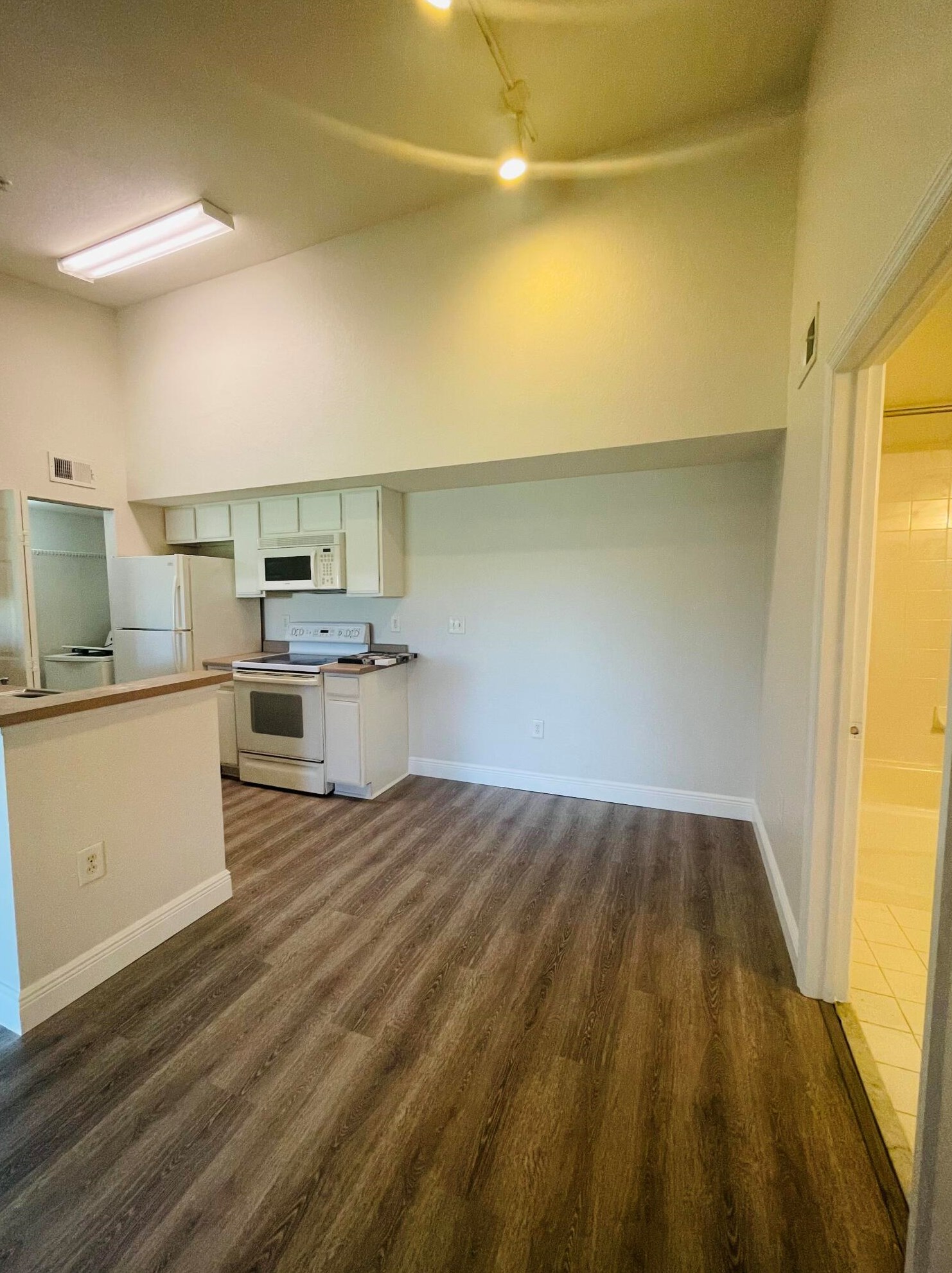151 Sw Palm Dr Apt 202, Fort Pierce, FL 34986