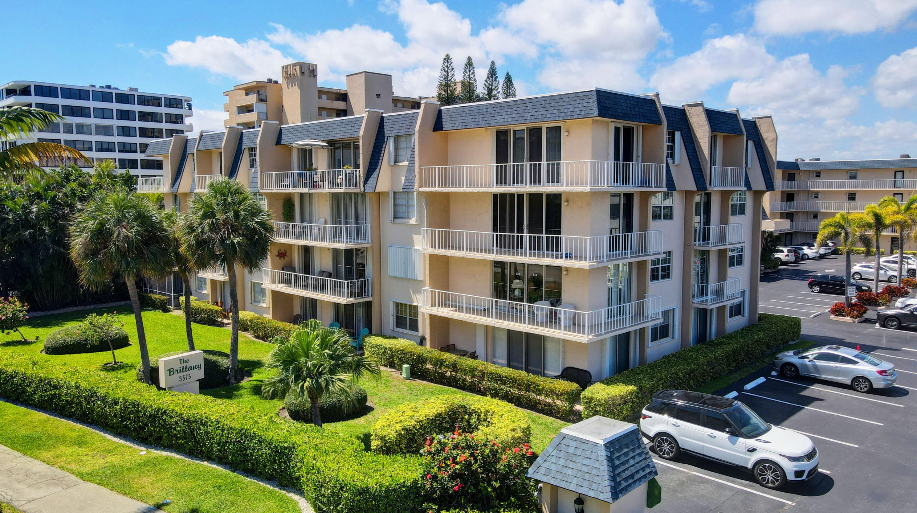 3575 S Ocean Blvd #208, Palm Beach, FL 33480