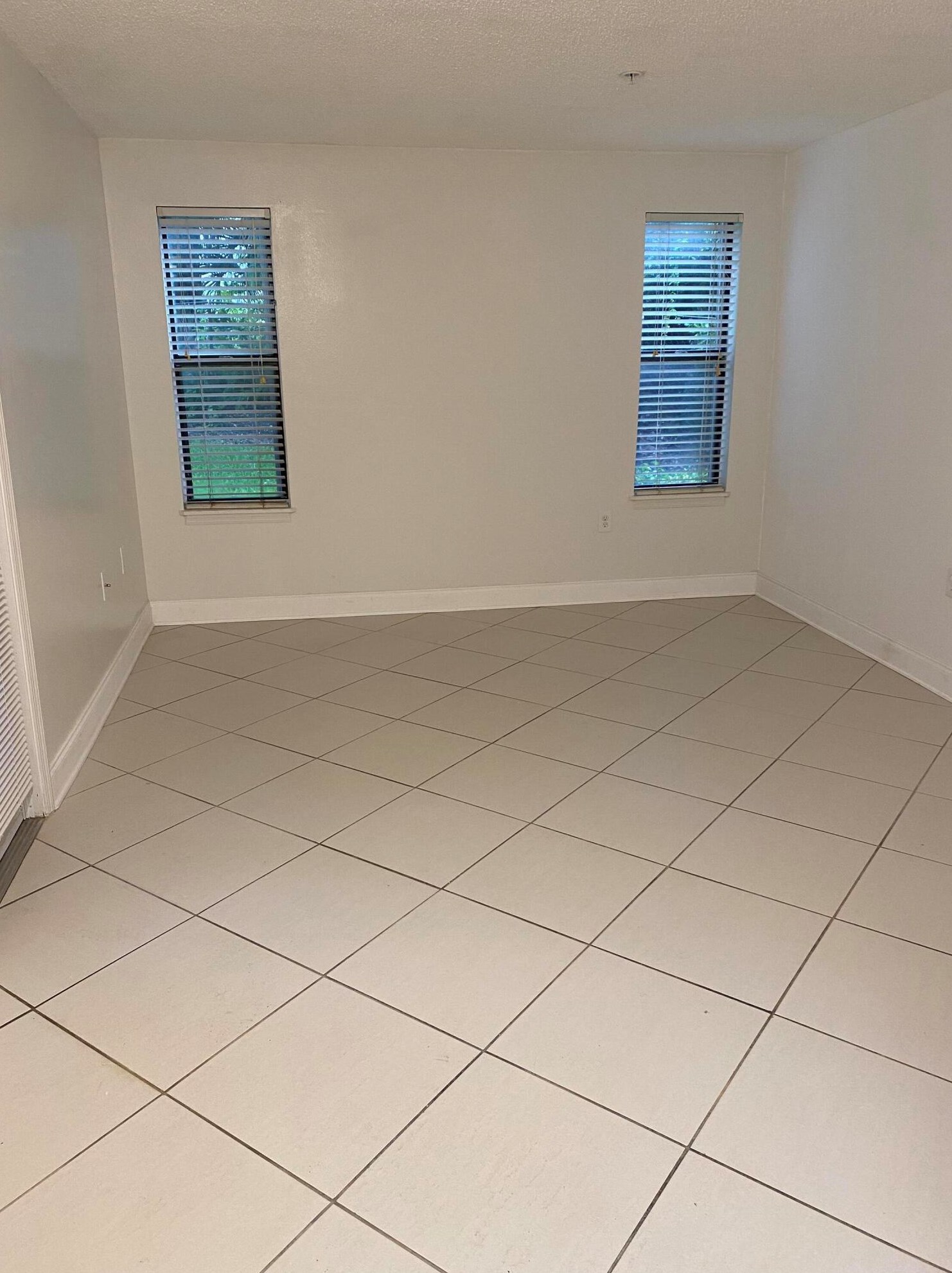 2301 N Congress Ave #11, Boynton Beach, FL 33426