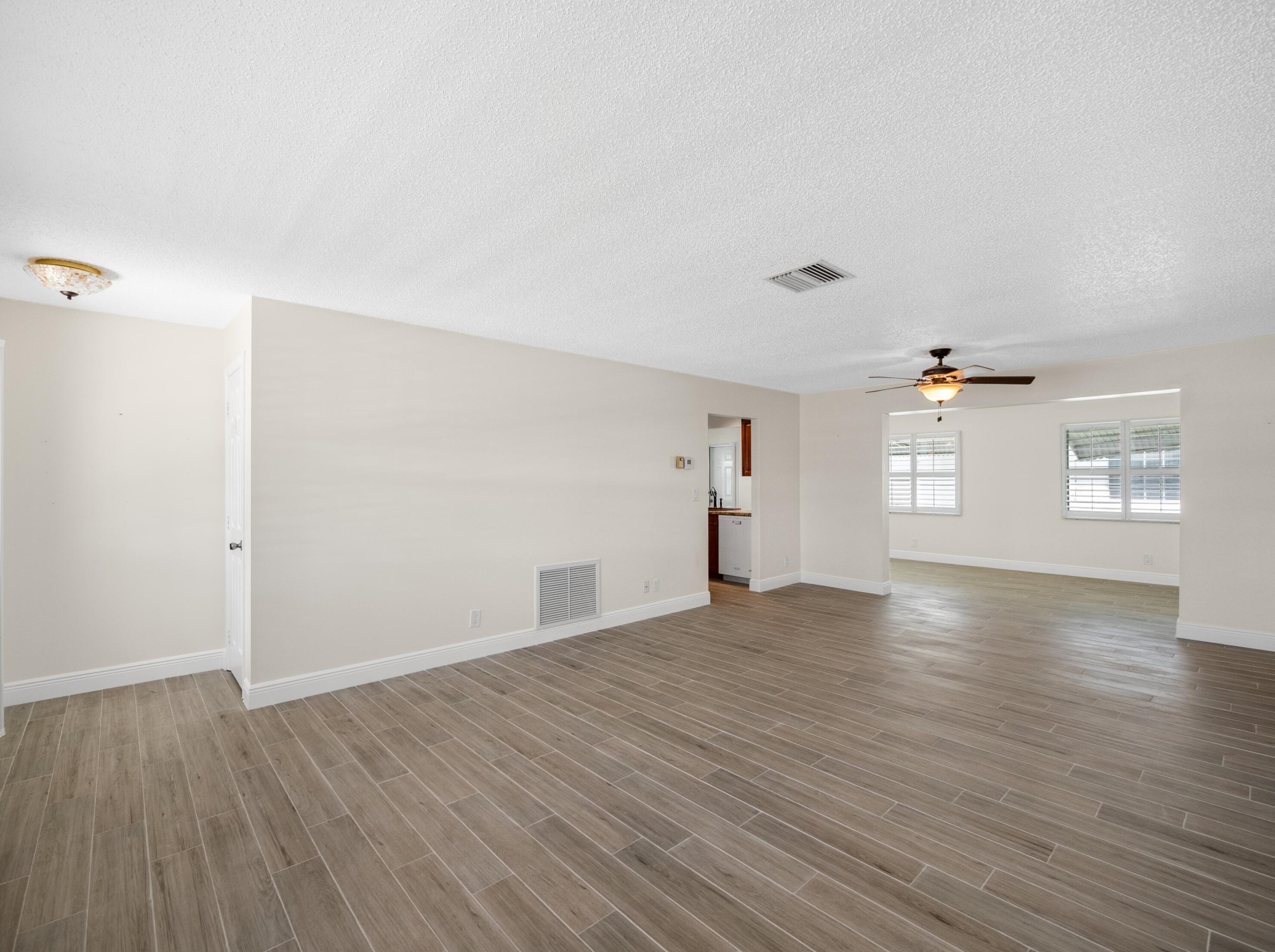 712 Sw Lake Ct, Boynton Beach, FL 33426