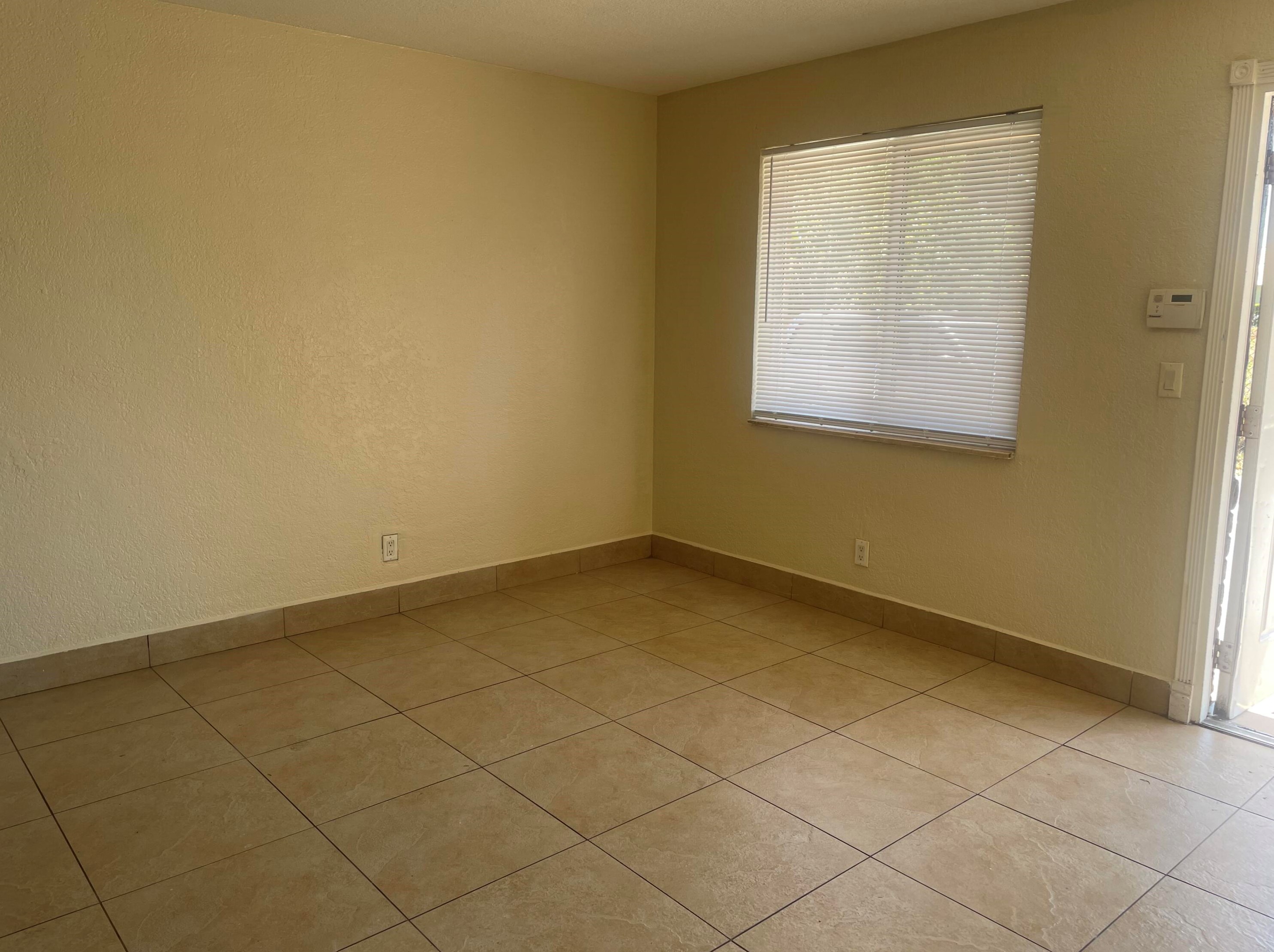 2820 Avenue S #6, West Palm Beach, FL 33404