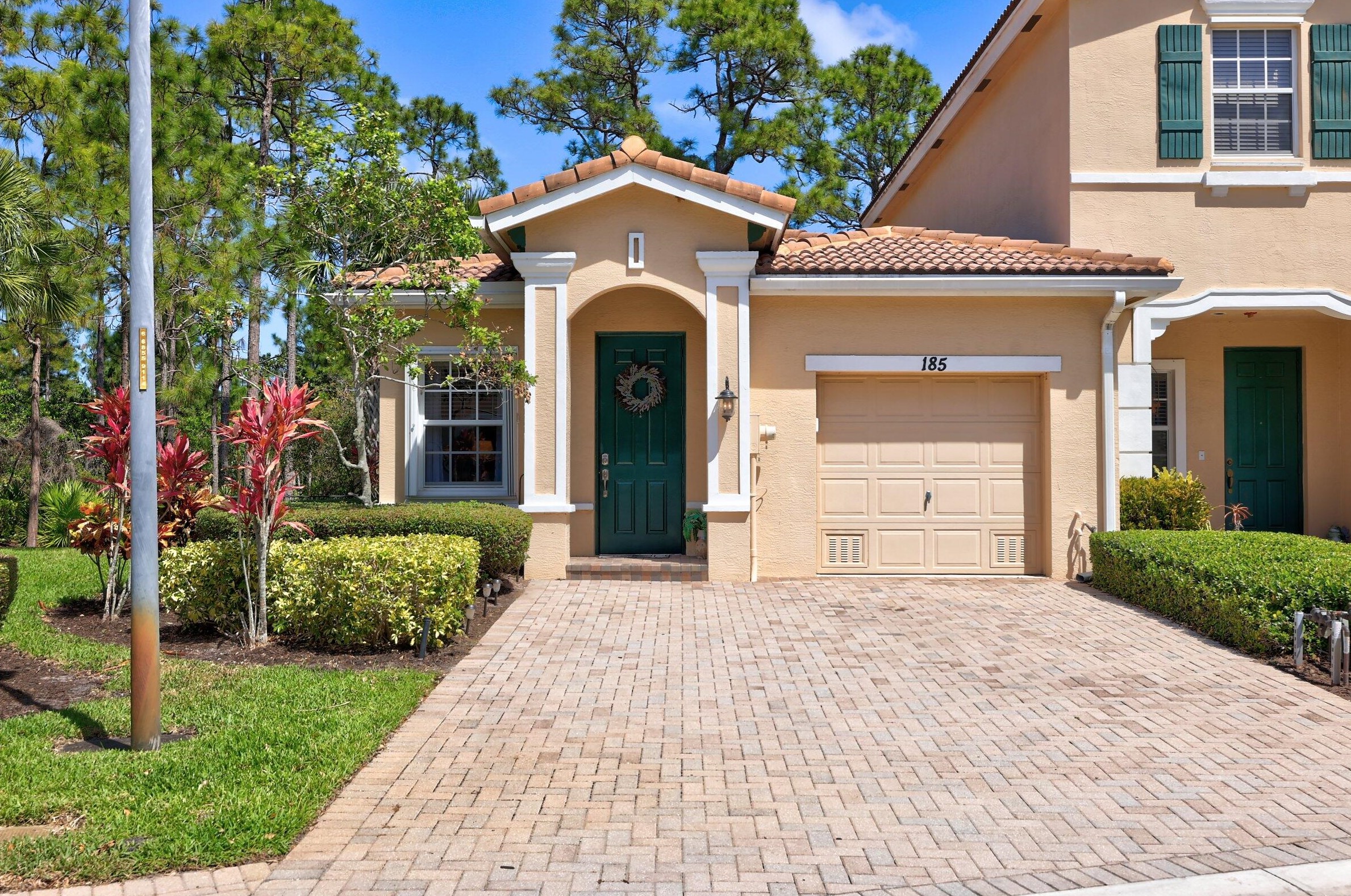 185 Otter Run Pl, Stuart, FL 34997-3044