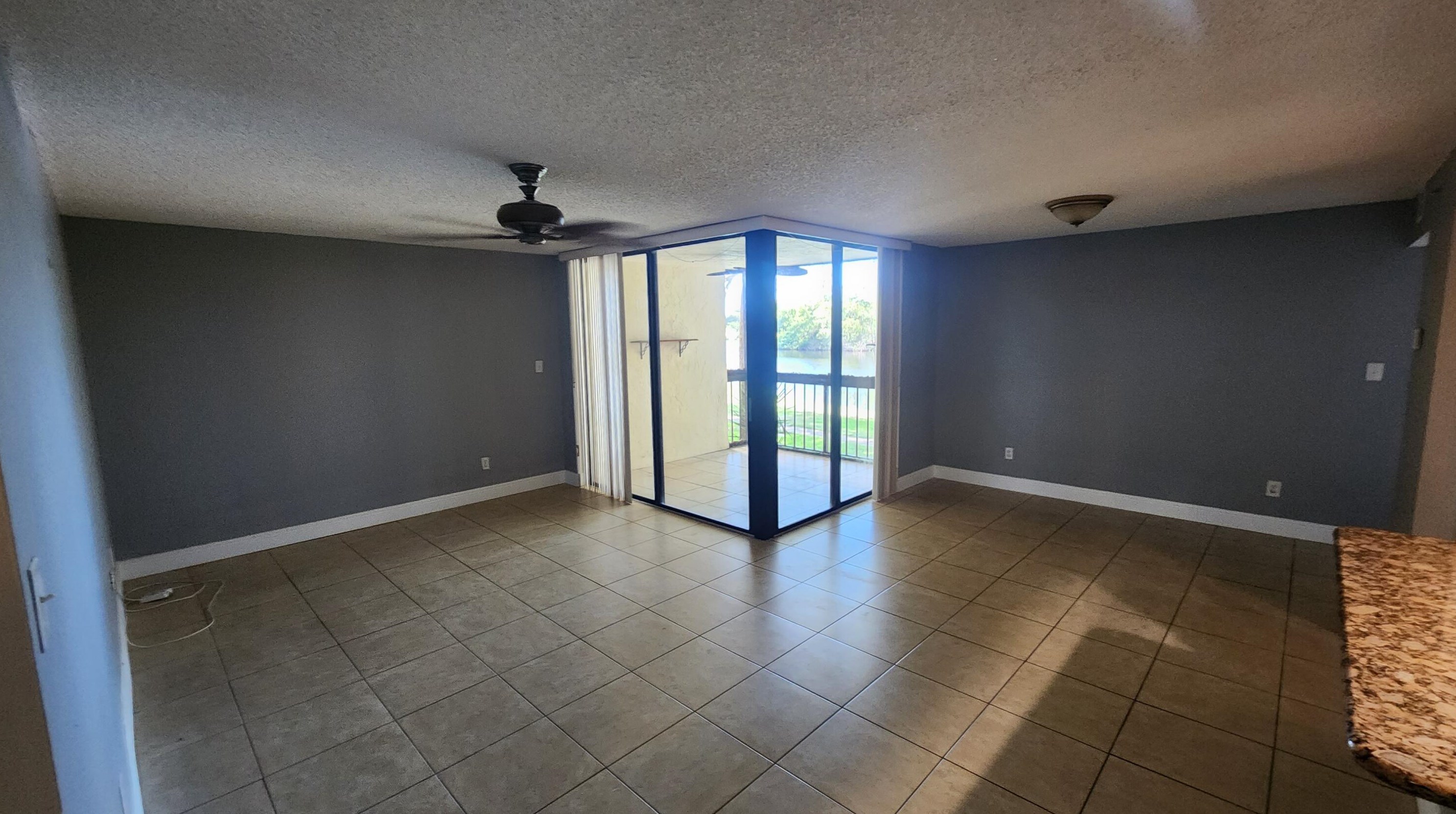 950 Lavers Cir #f207, Delray Beach, FL 33444