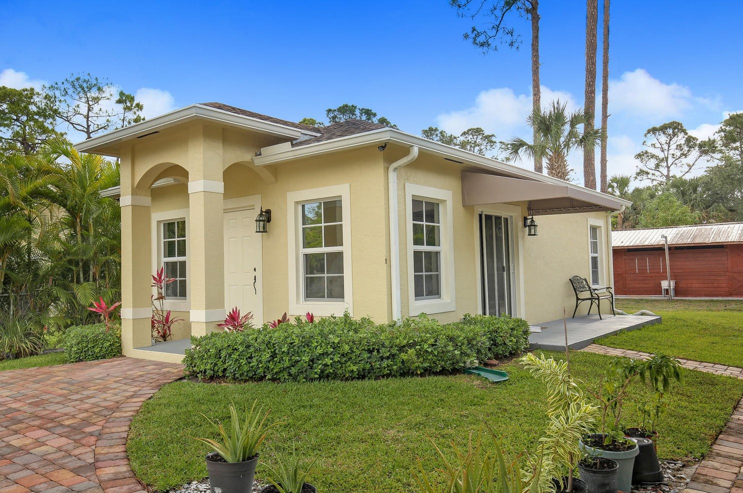 3438 Frontier Ave, Lake Worth, FL 33467-1022