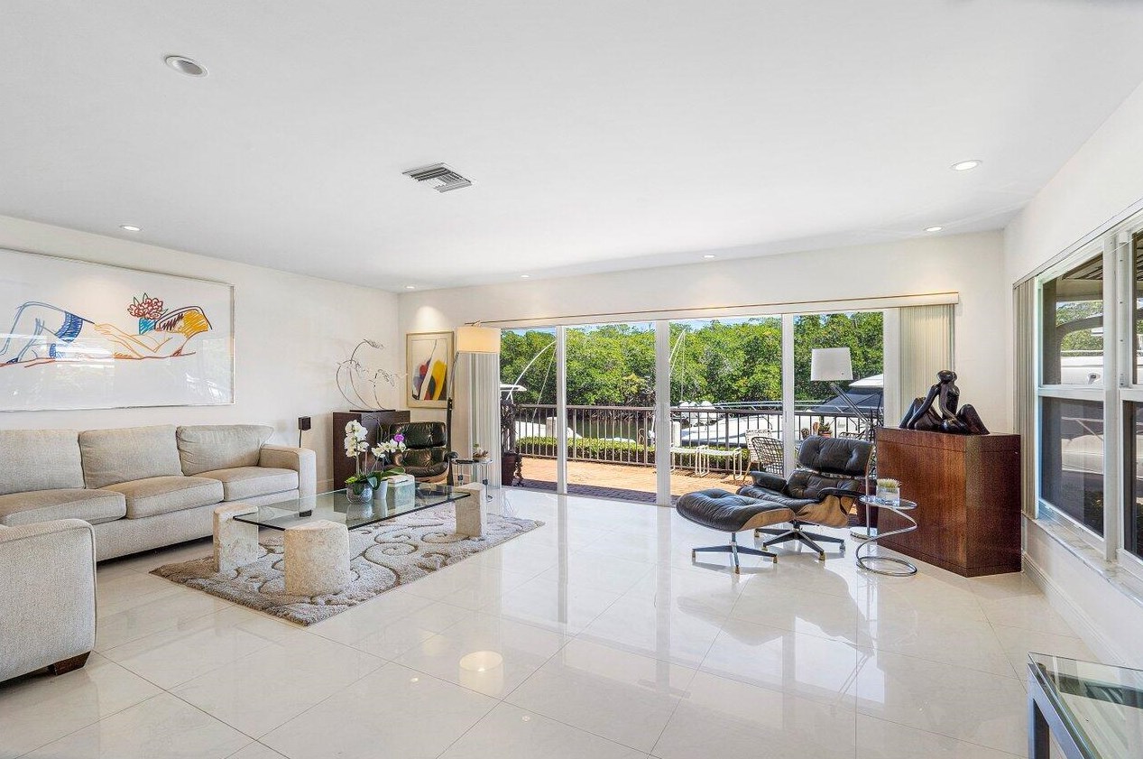 640 Boca Marina Ct, Boca Raton, FL 33487-5204