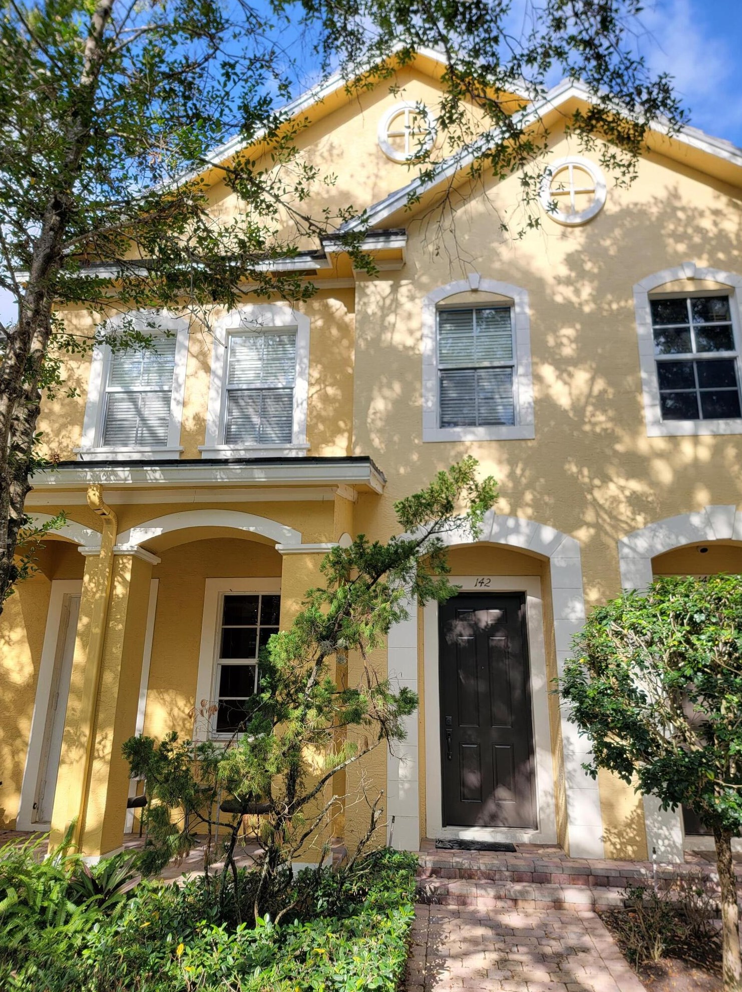 142 Ennis Ln, Jupiter, FL 33458