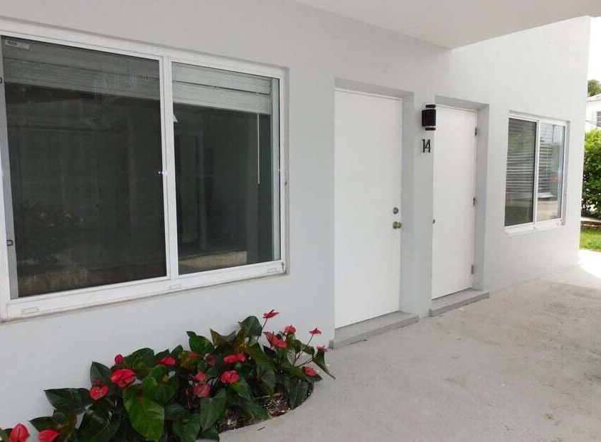 15 S Palmway #14, Lake Worth, FL 33460
