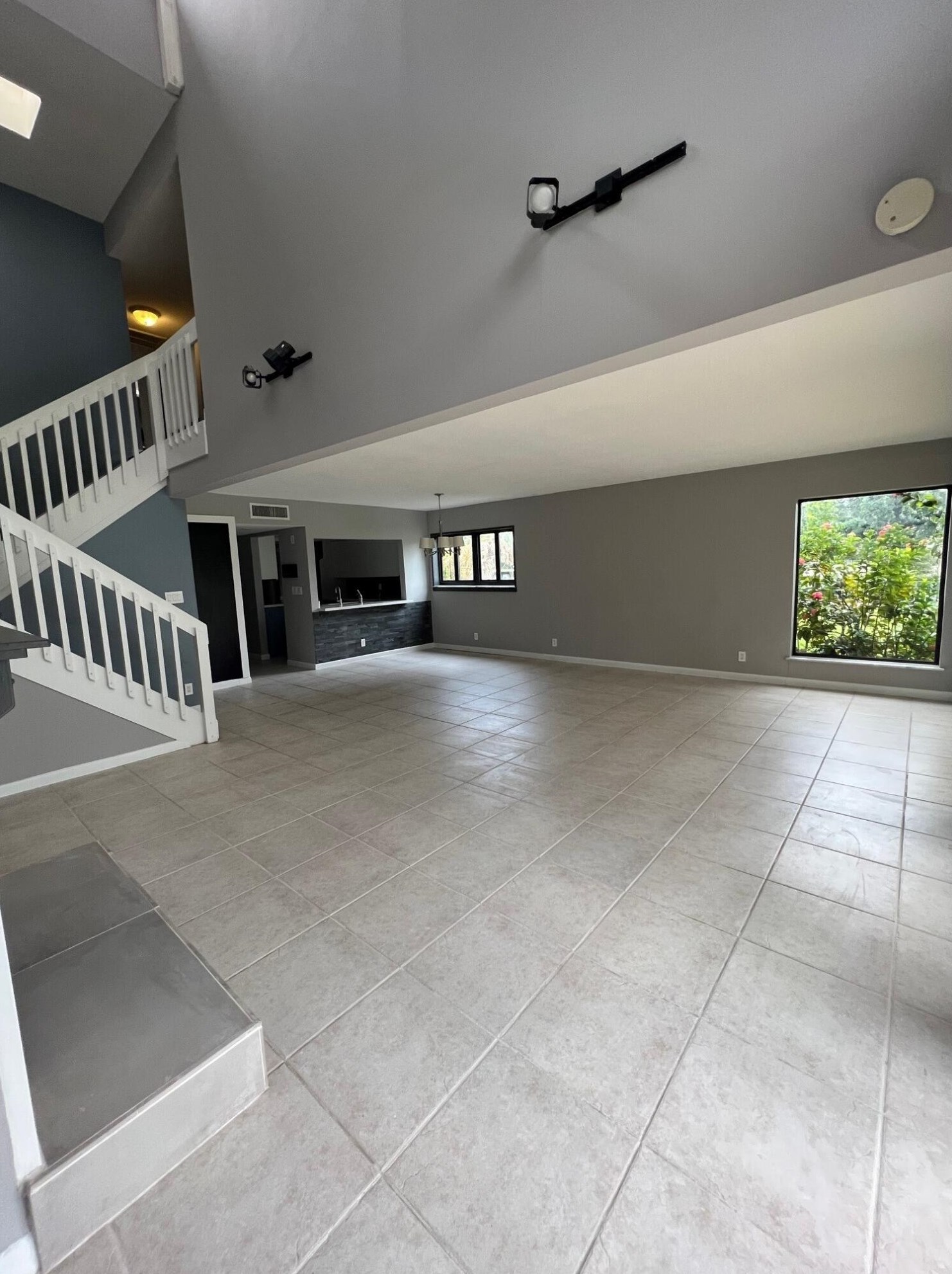 5638 Santiago Cir, Boca Raton FL  33433-7297 exterior