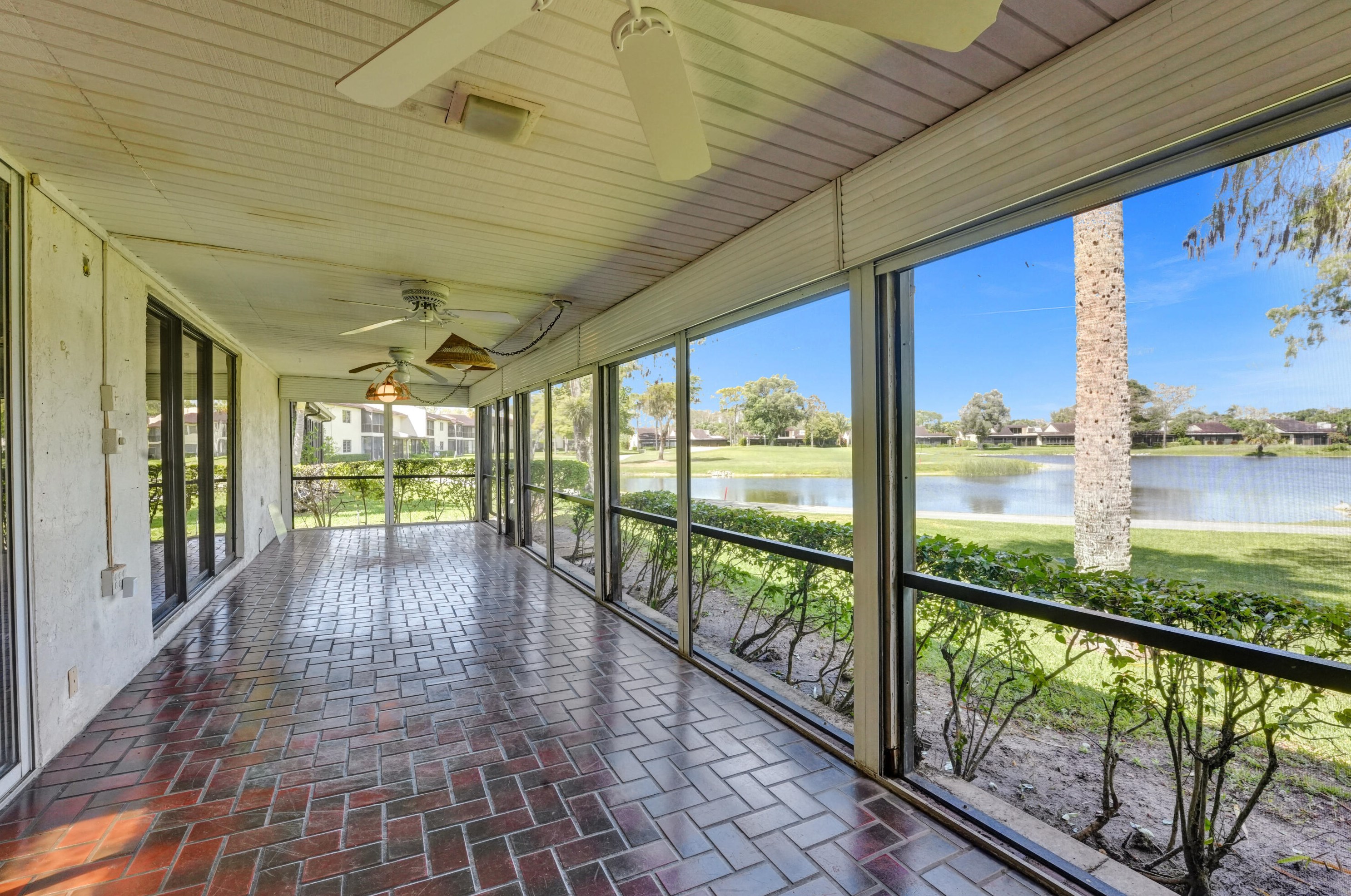 8415 Casa Del Lago, Boca Raton, FL 33433-2105
