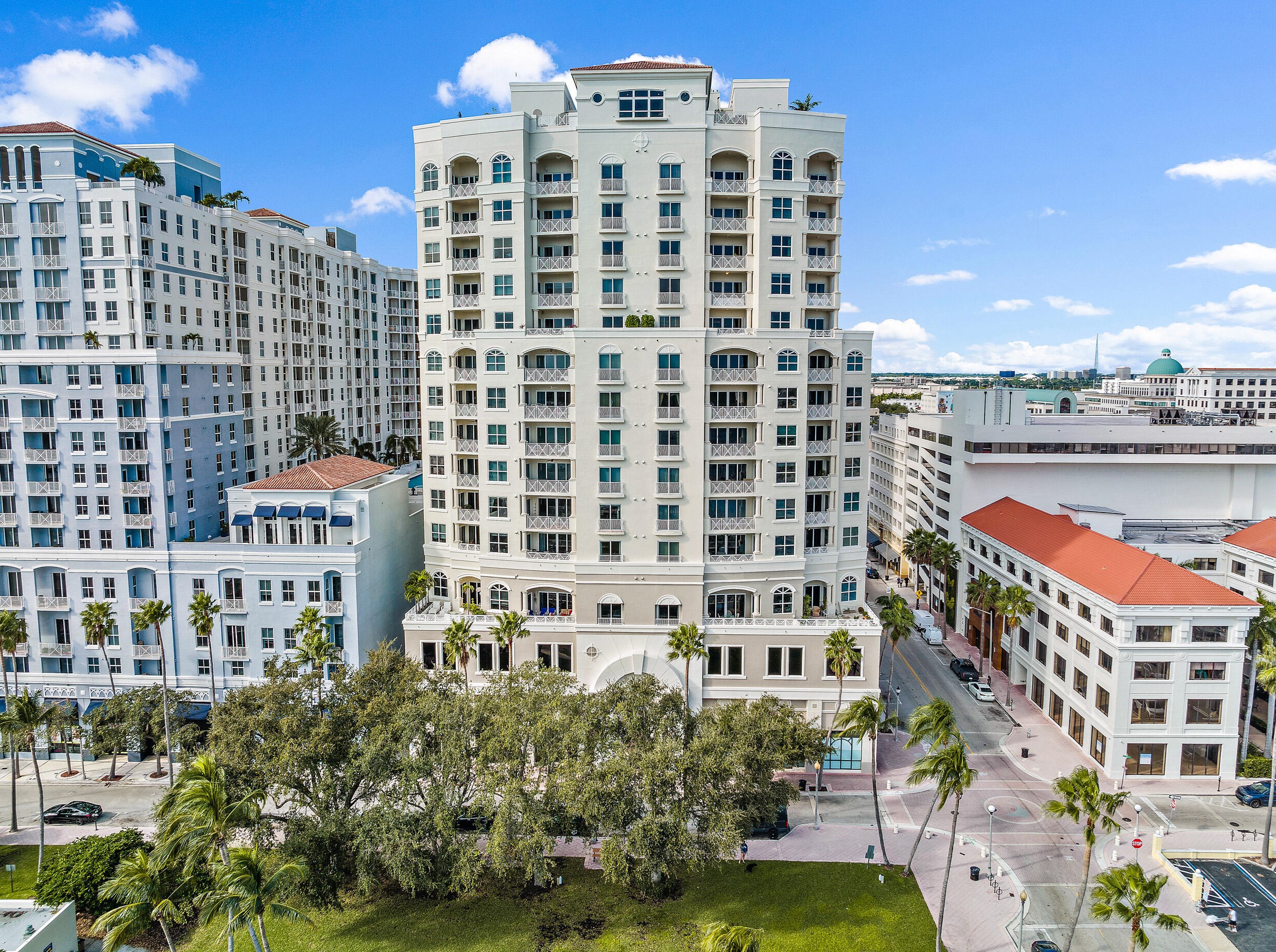 201 S Narcissus Ave #806, West Palm Beach, FL 33401