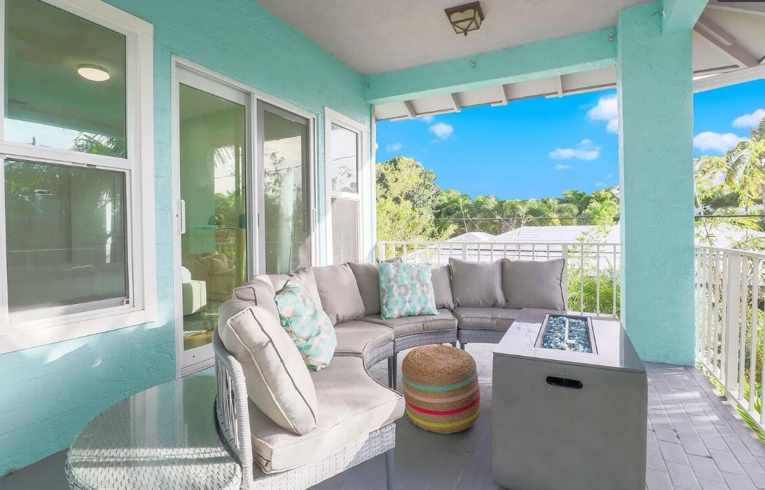 952 Lake Wyman Rd, Boca Raton FL  33431-7807 exterior