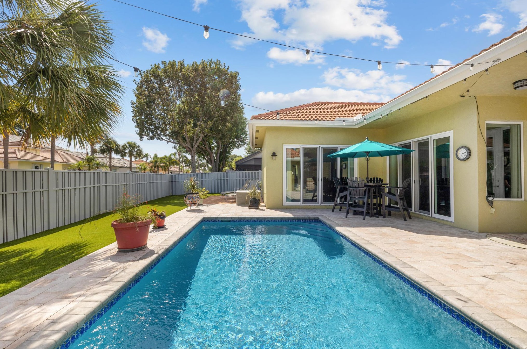 171 Orange Dr, Boynton Beach, FL 33436-1838
